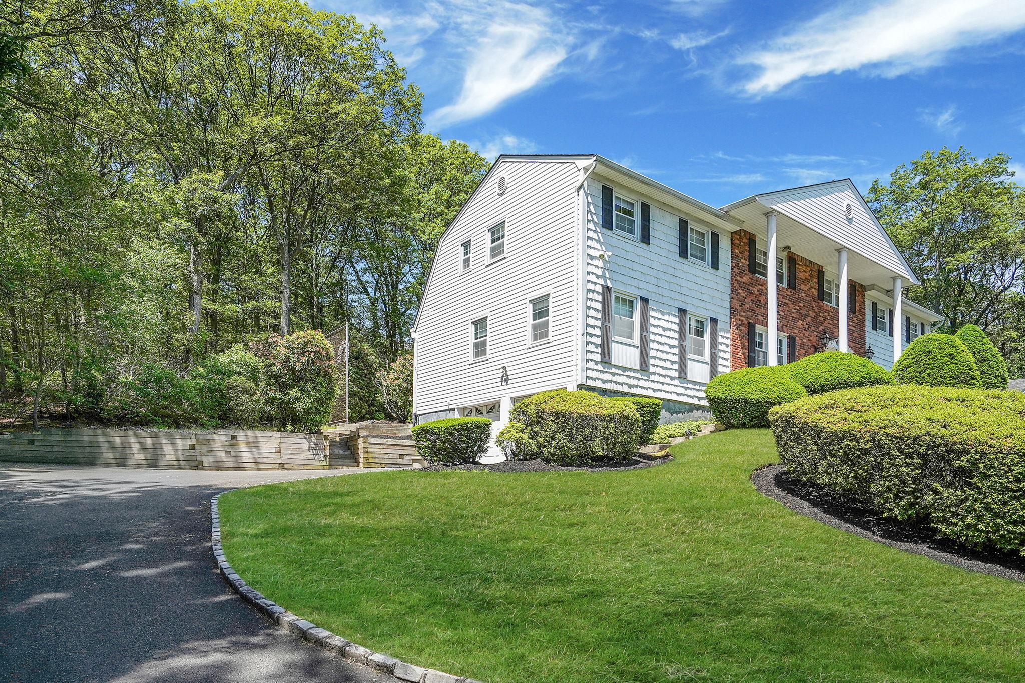 Single Family Country Squire Suffolk County, NY 11746, MLS-873133-4