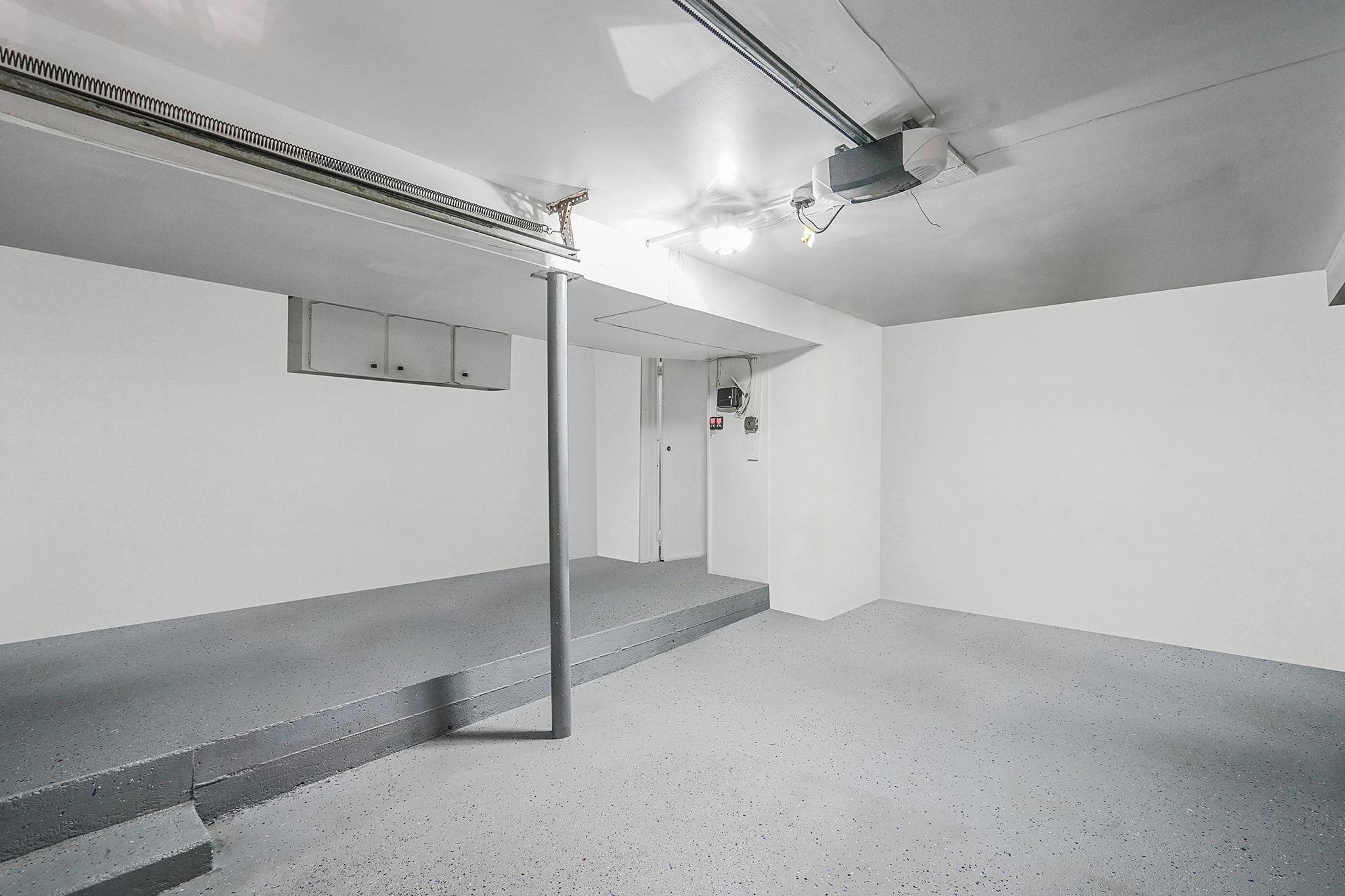 Single Family Country Squire Suffolk County, NY 11746, MLS-873133-41