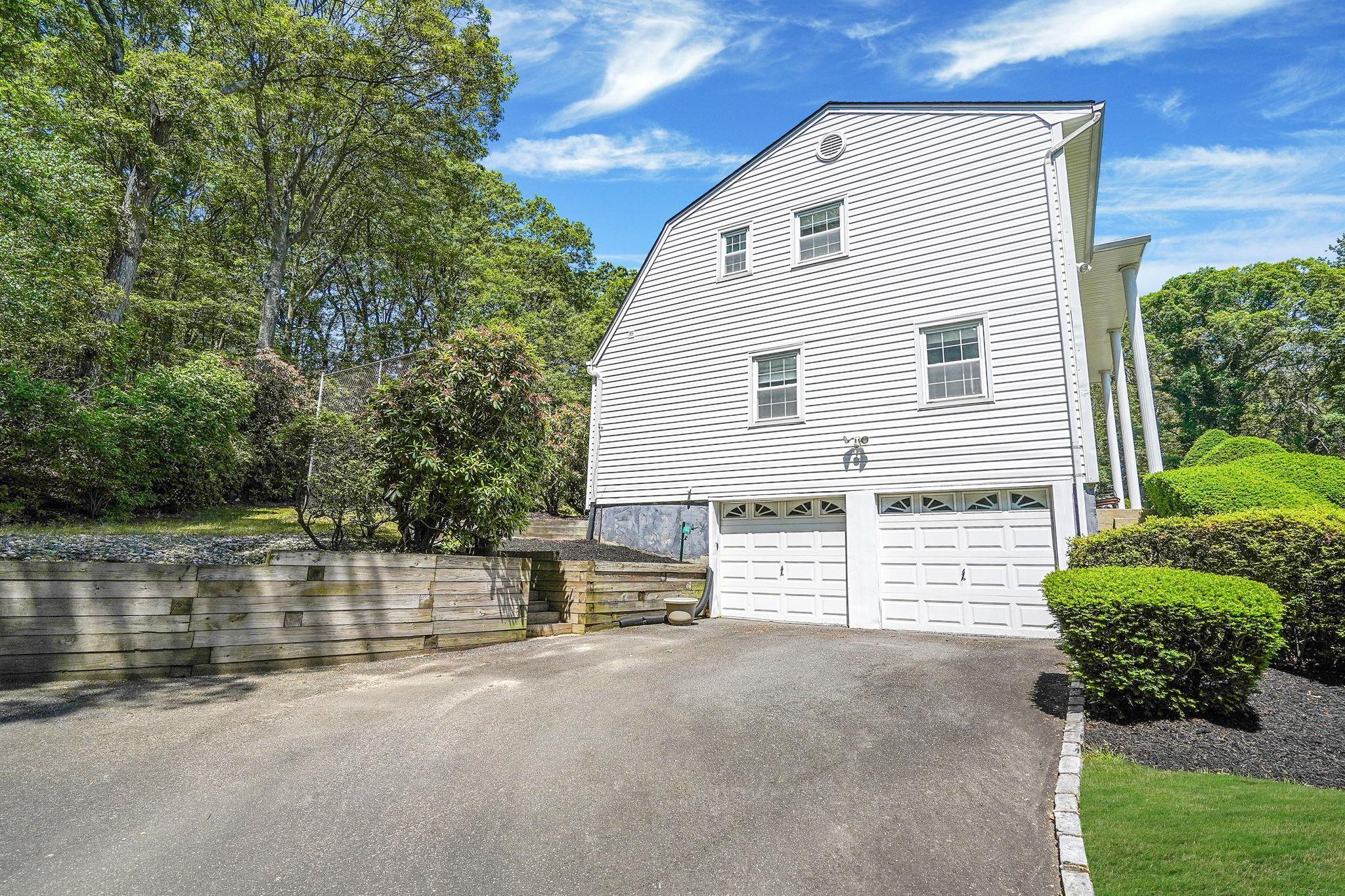 Single Family Country Squire Suffolk County, NY 11746, MLS-873133-5