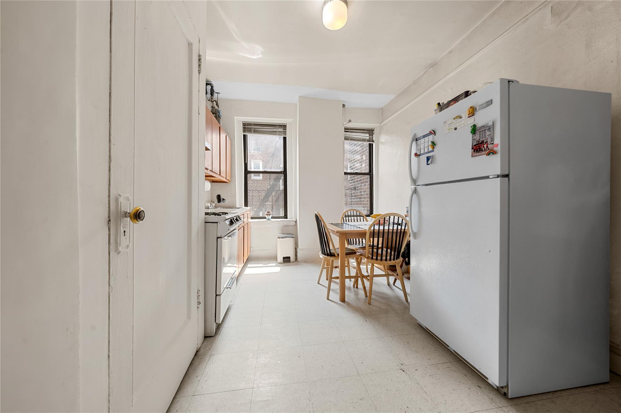 Coop 181 Street  Manhattan, NY 10033, MLS-873163-8