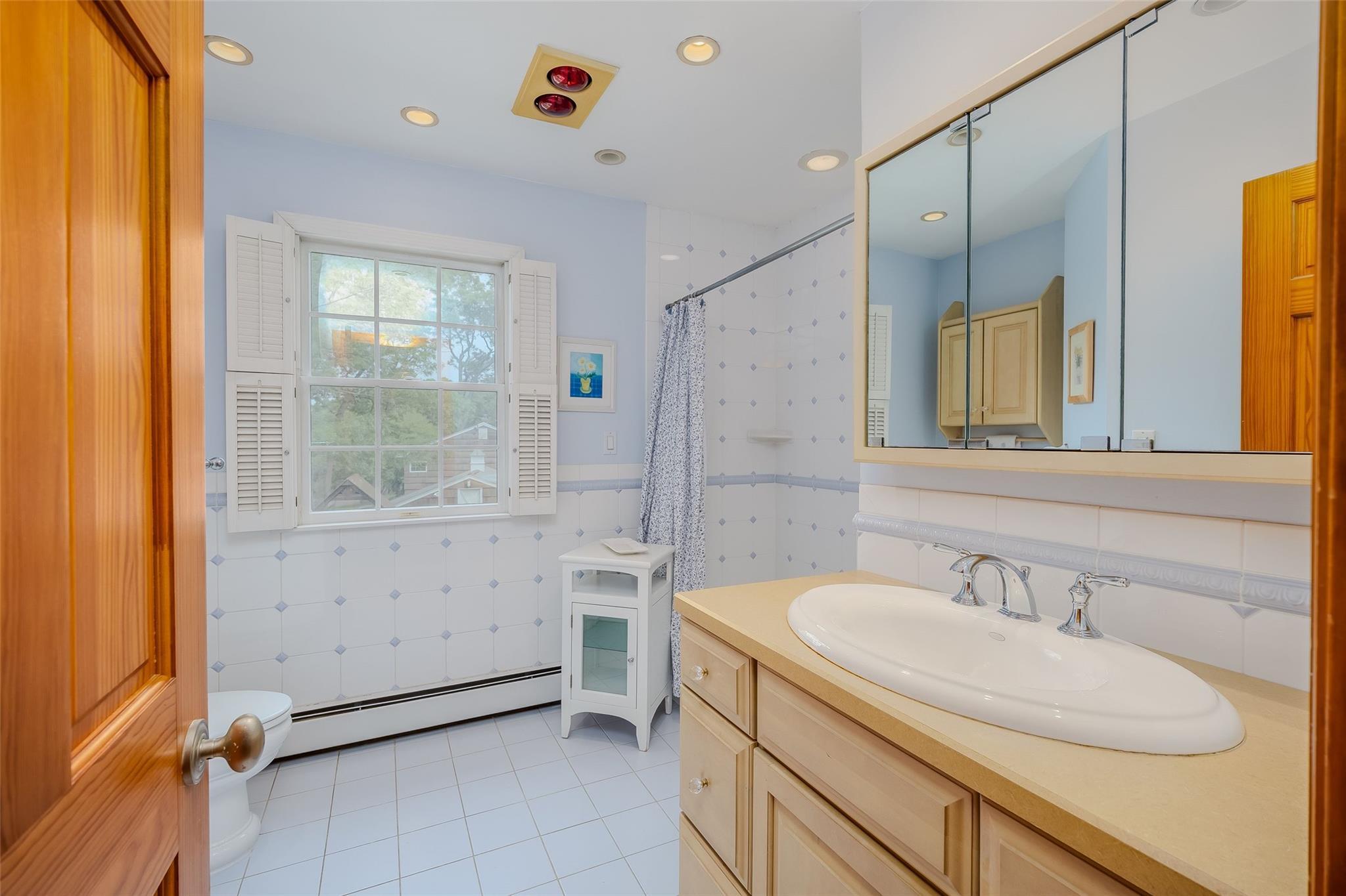 Single Family Quiet  Suffolk County, NY 11764, MLS-873164-35