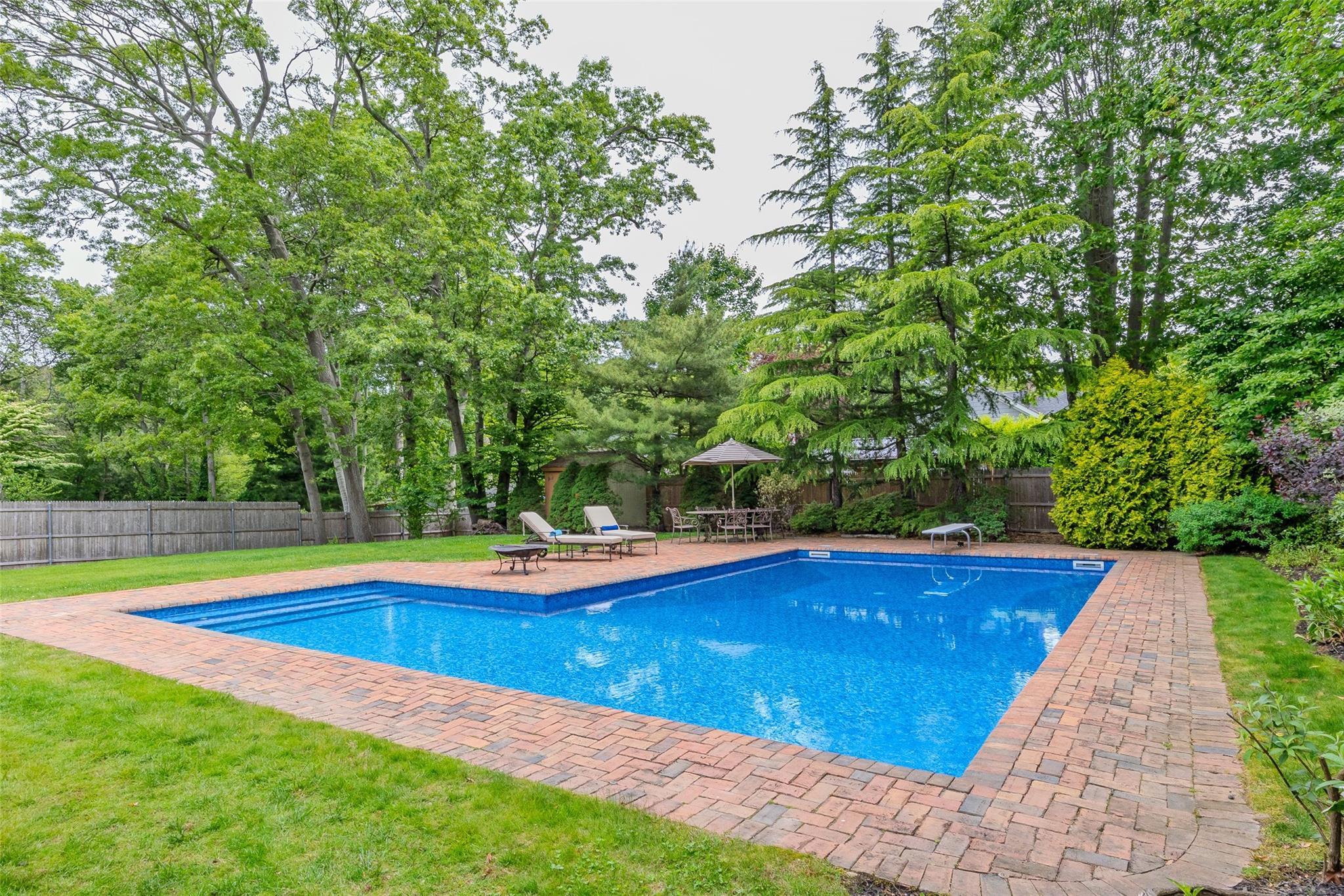 Single Family Quiet  Suffolk County, NY 11764, MLS-873164-8