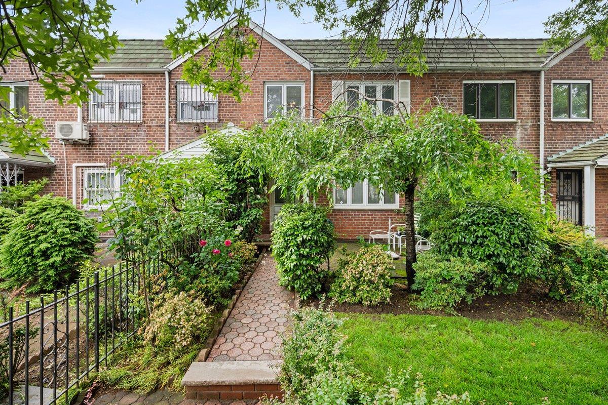 Single Family Harrow  Queens, NY 11375, MLS-873173-13