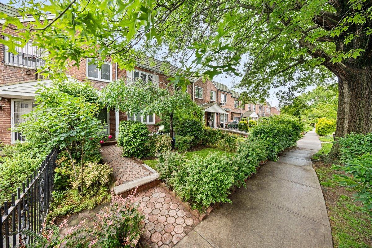 Single Family Harrow  Queens, NY 11375, MLS-873173-14