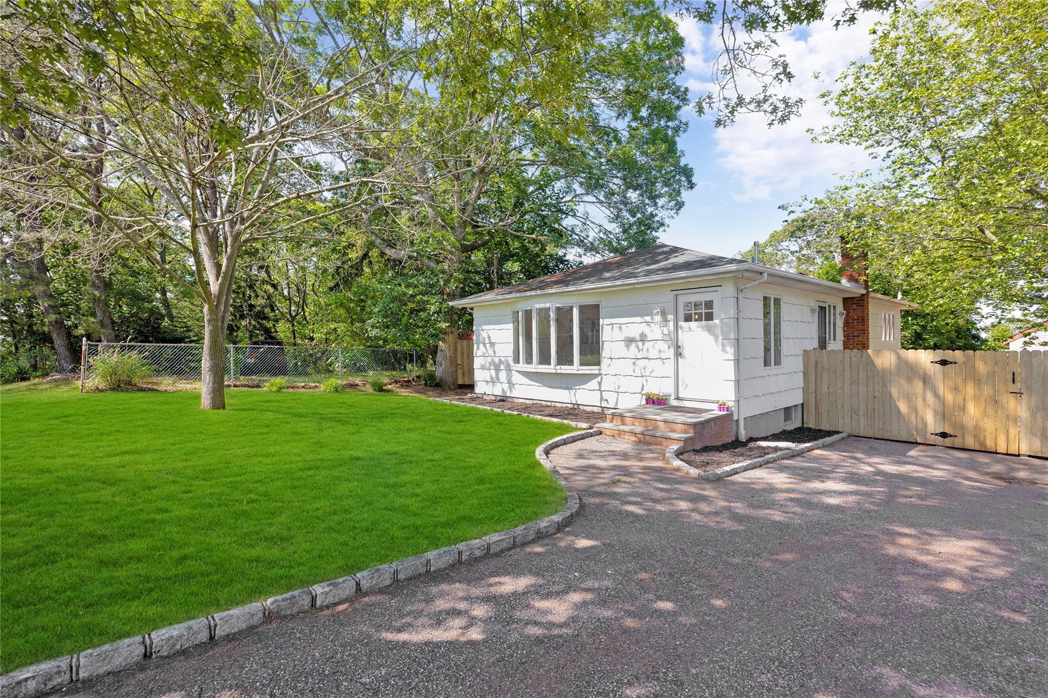 Single Family Pearl  Suffolk County, NY 11778, MLS-873218-2