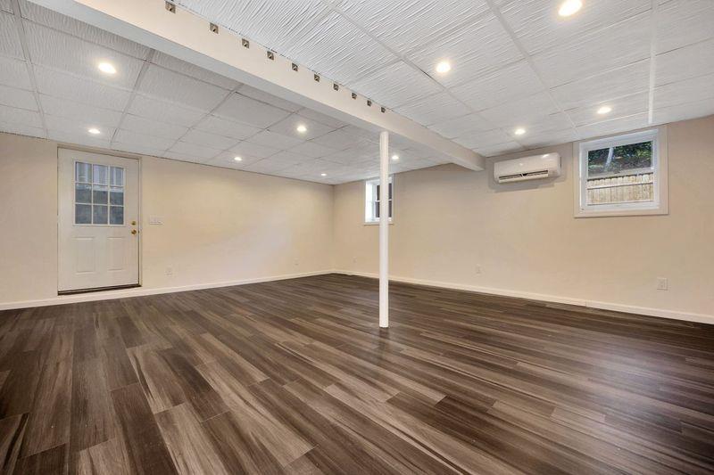 Single Family Pearl  Suffolk County, NY 11778, MLS-873218-22