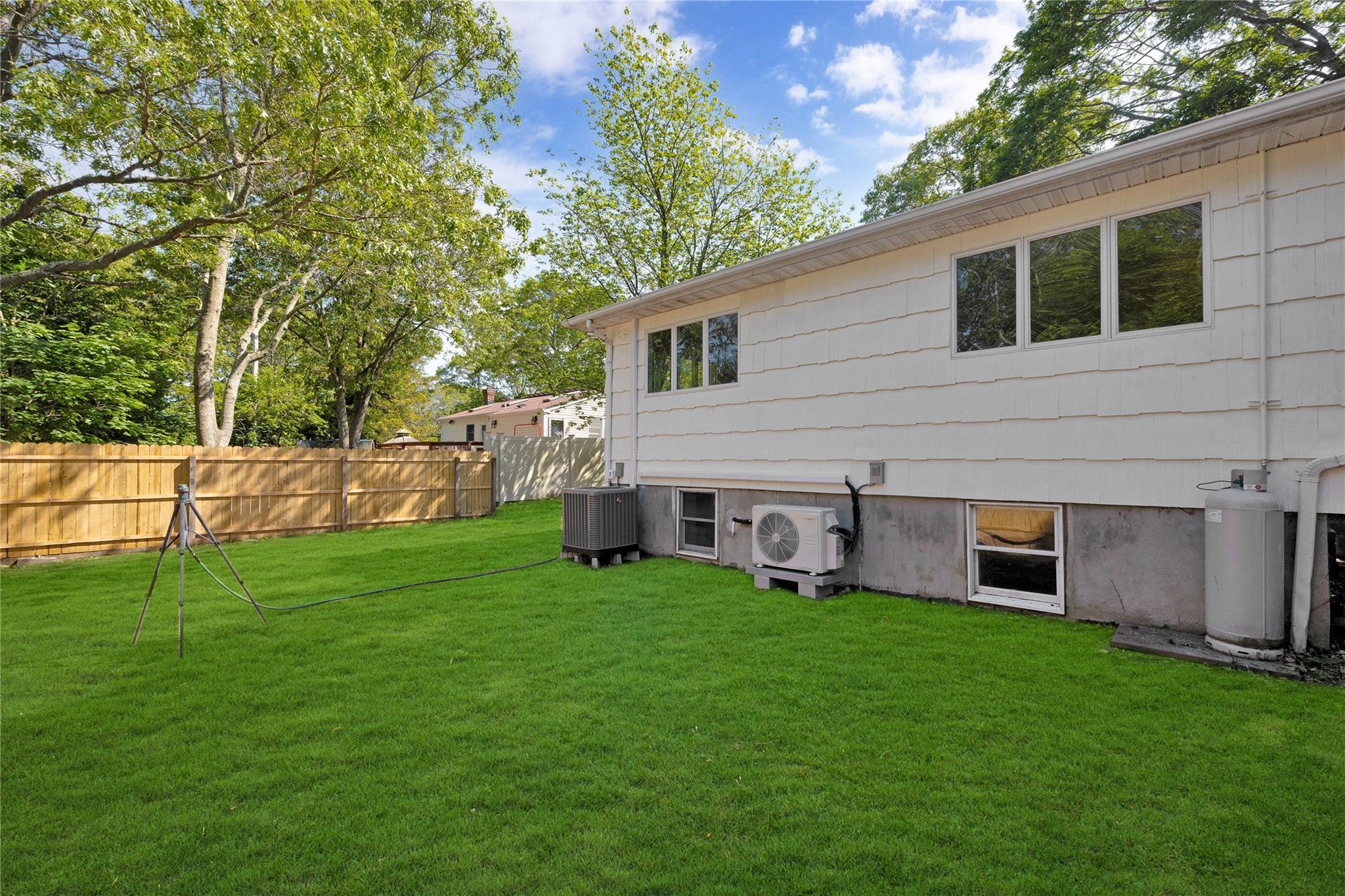 Single Family Pearl  Suffolk County, NY 11778, MLS-873218-24