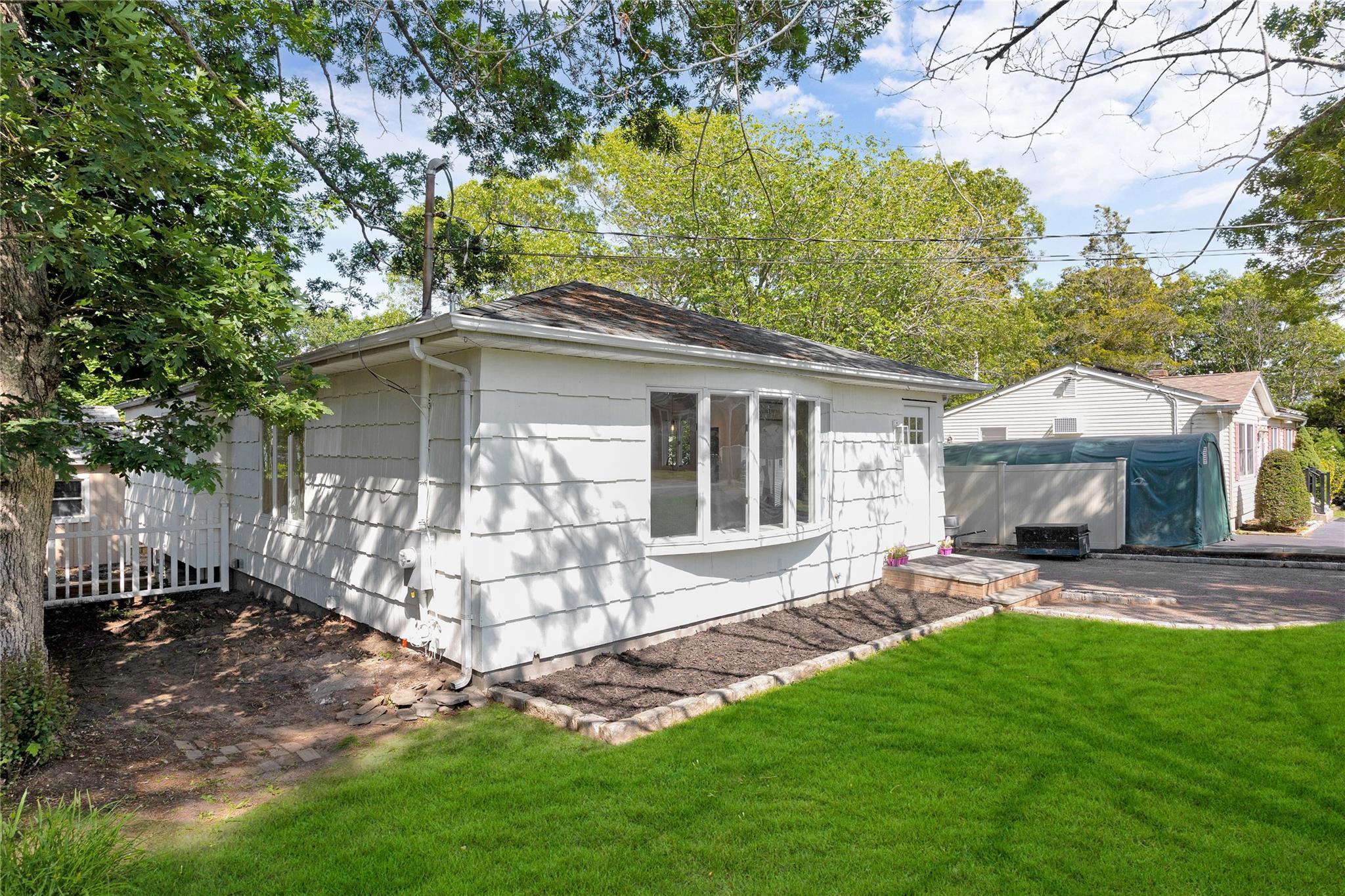 Single Family Pearl  Suffolk County, NY 11778, MLS-873218-28