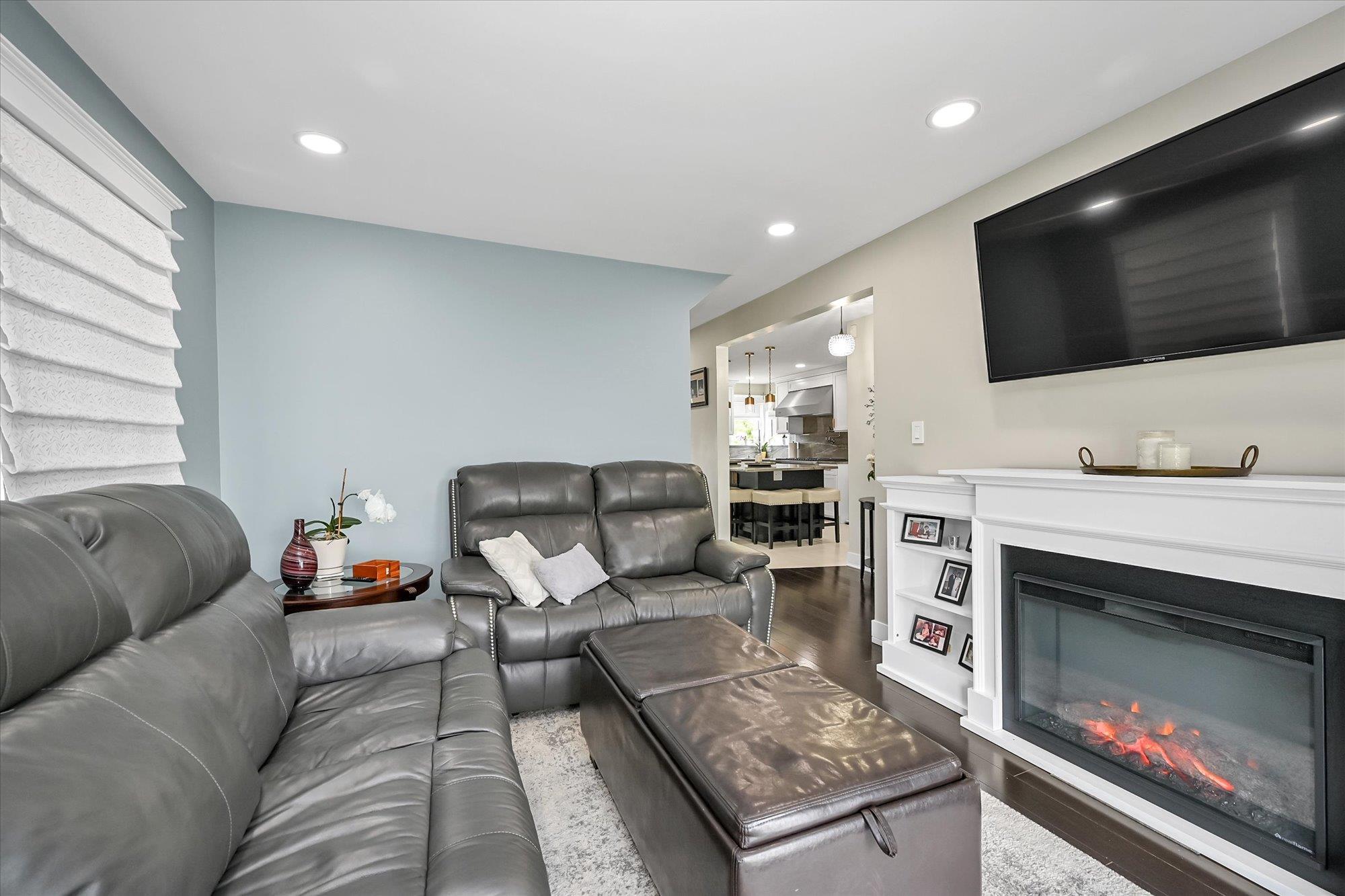 Single Family 21st  Queens, NY 11357, MLS-873219-8