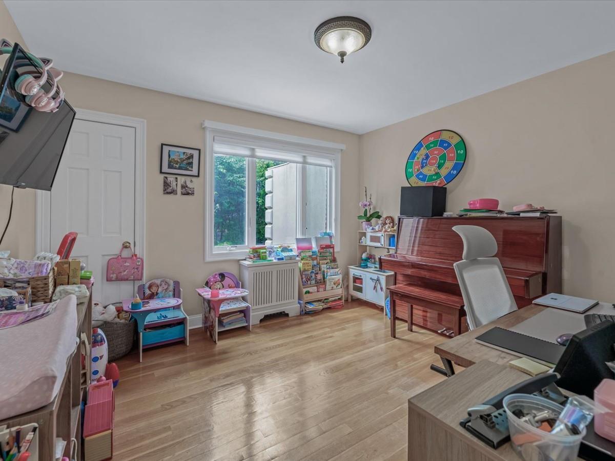 Single Family Ashland  Nassau County, NY 11040, MLS-873220-6