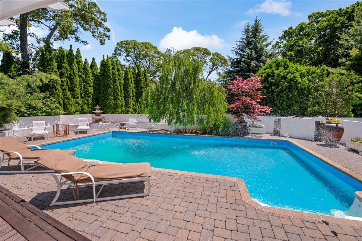 Single Family Forest  Suffolk County, NY 11754, MLS-873239-30