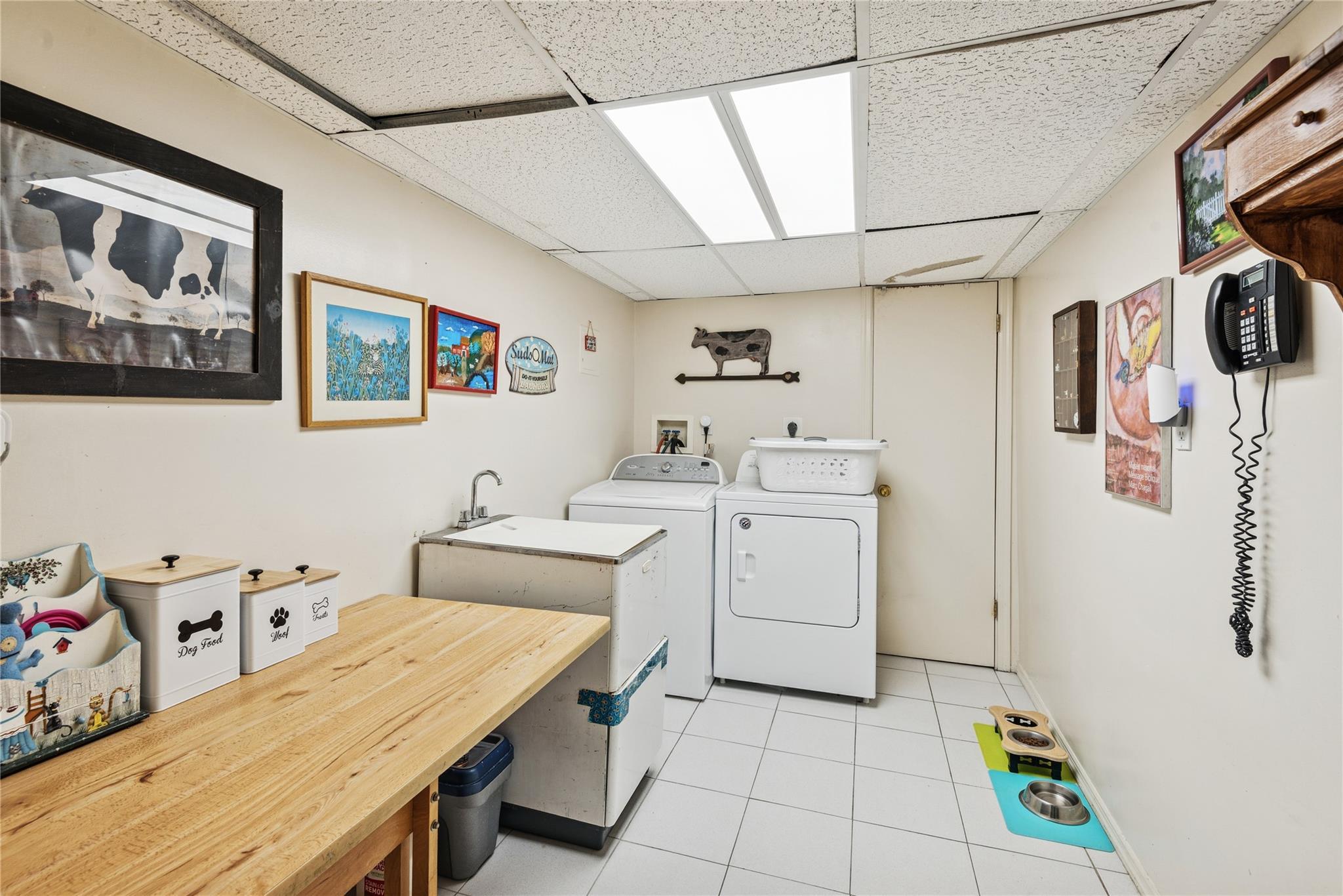 Single Family Somerset  Nassau County, NY 11557, MLS-873254-35