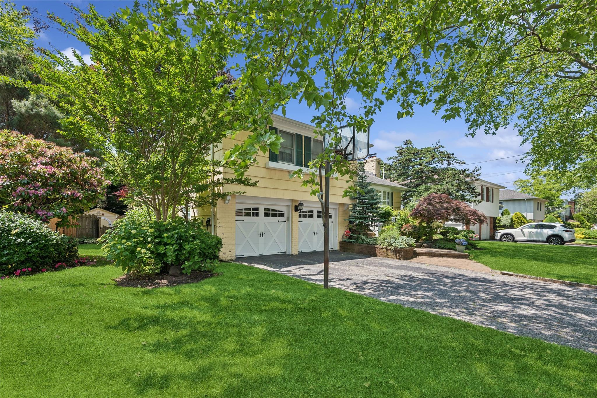 Single Family Somerset  Nassau County, NY 11557, MLS-873254-4