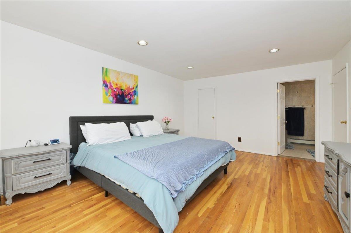 Single Family Peppermill  Suffolk County, NY 11725, MLS-873293-9