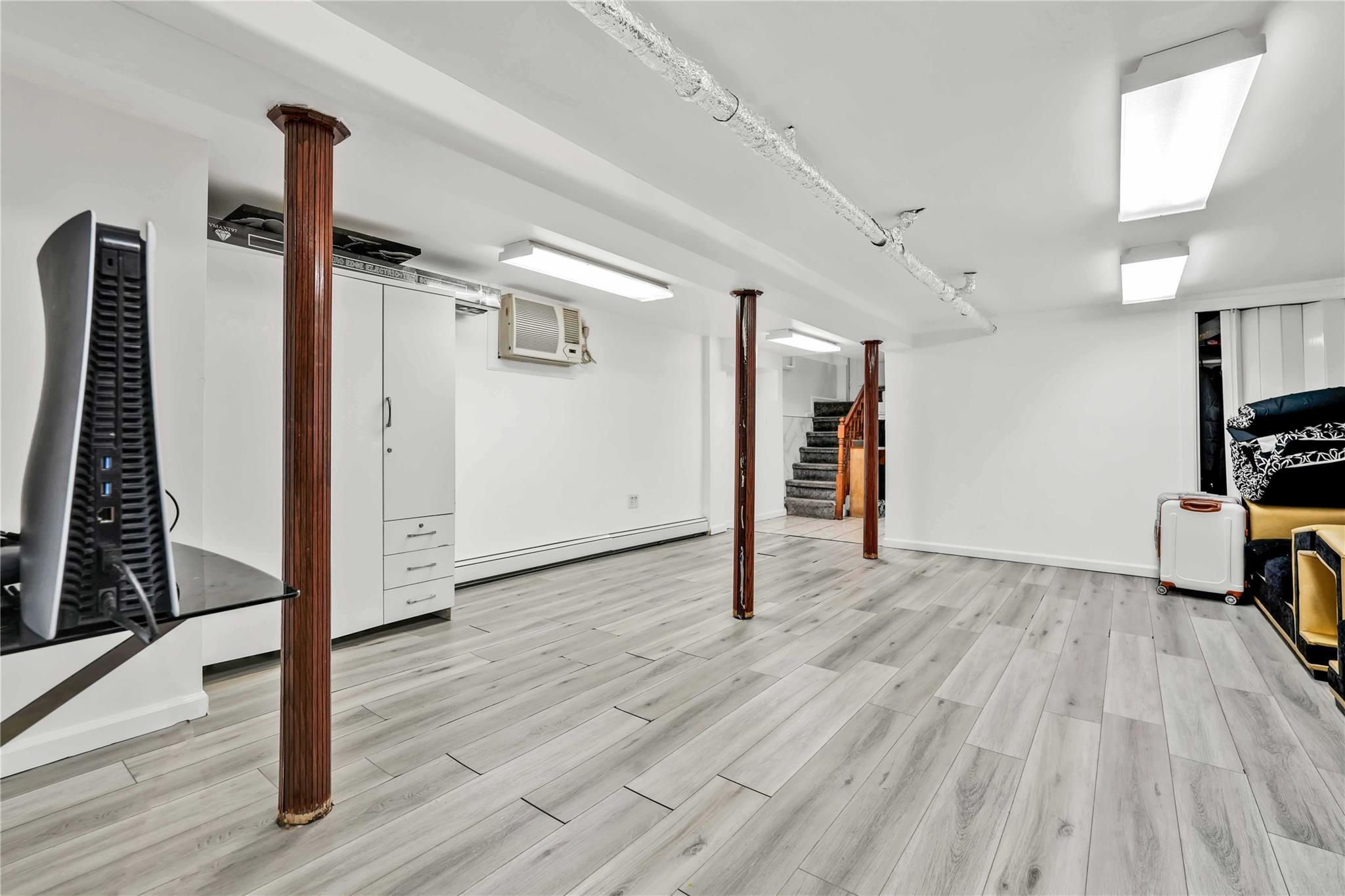 Single Family 86th  Queens, NY 11418, MLS-873312-24