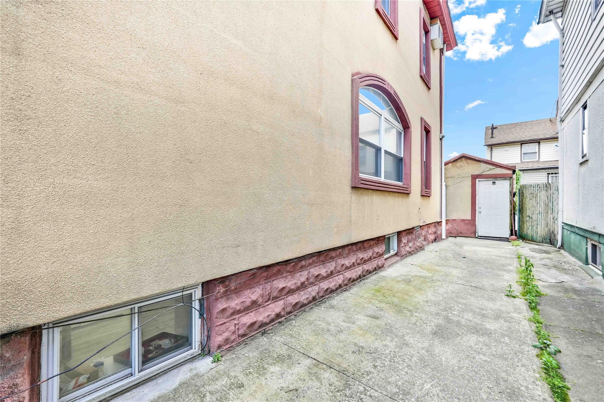 Single Family 86th  Queens, NY 11418, MLS-873312-27