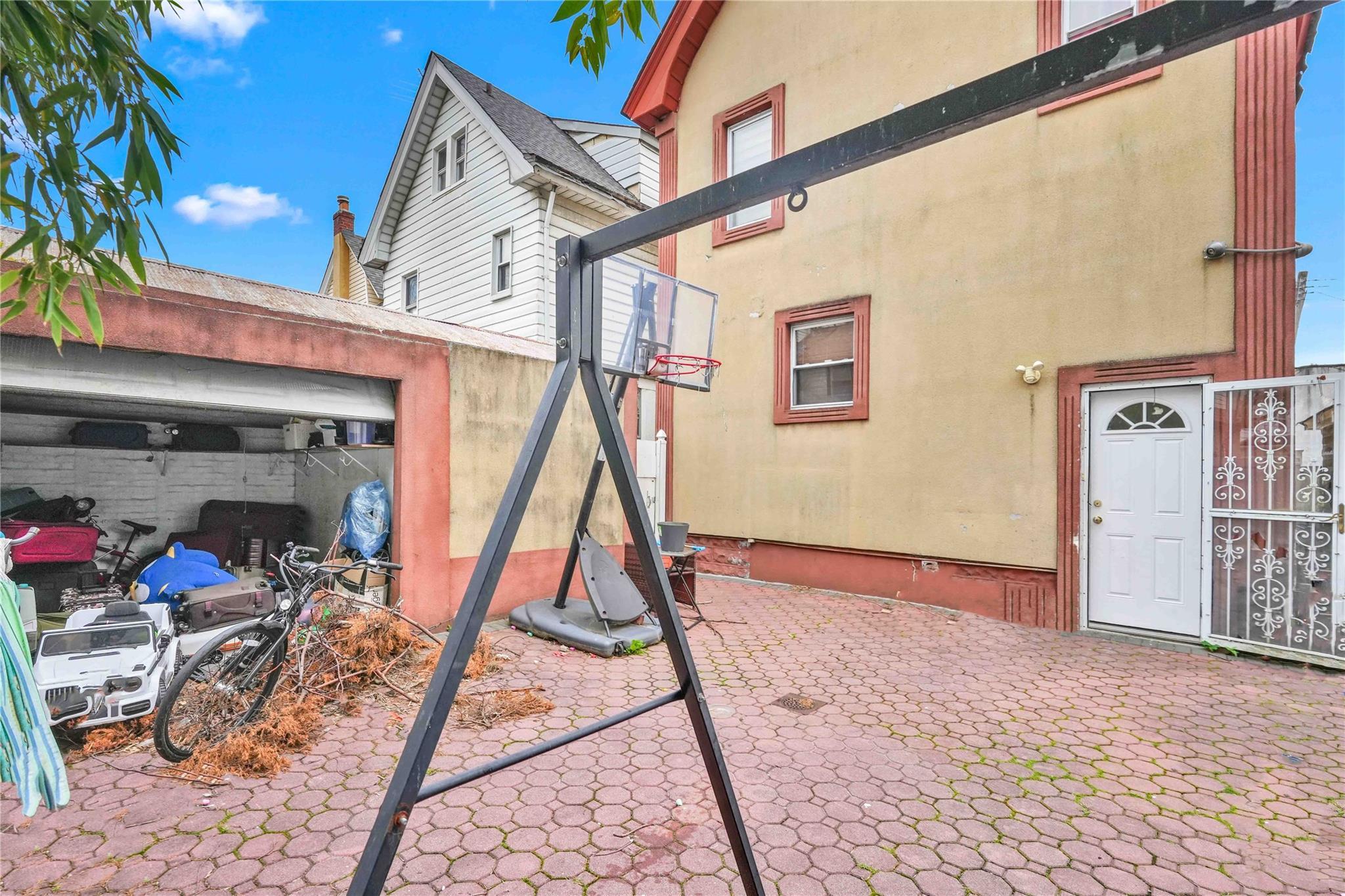 Single Family 86th  Queens, NY 11418, MLS-873312-30