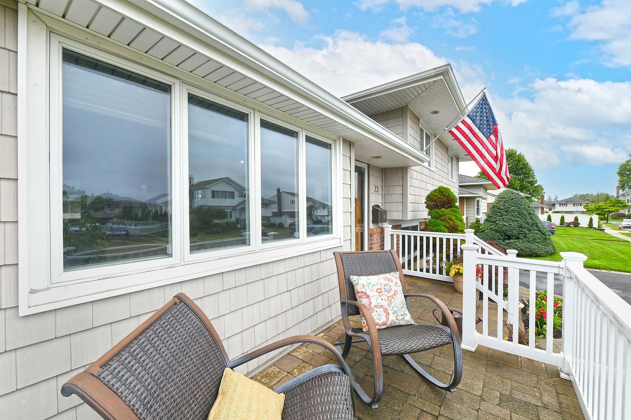 Single Family Redwood  Nassau County, NY 11803, MLS-873316-3