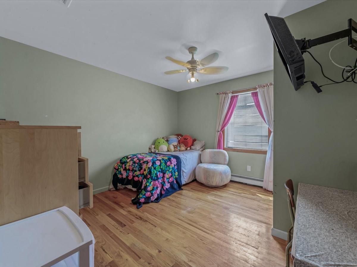Single Family 263  Queens, NY 11004, MLS-873327-23
