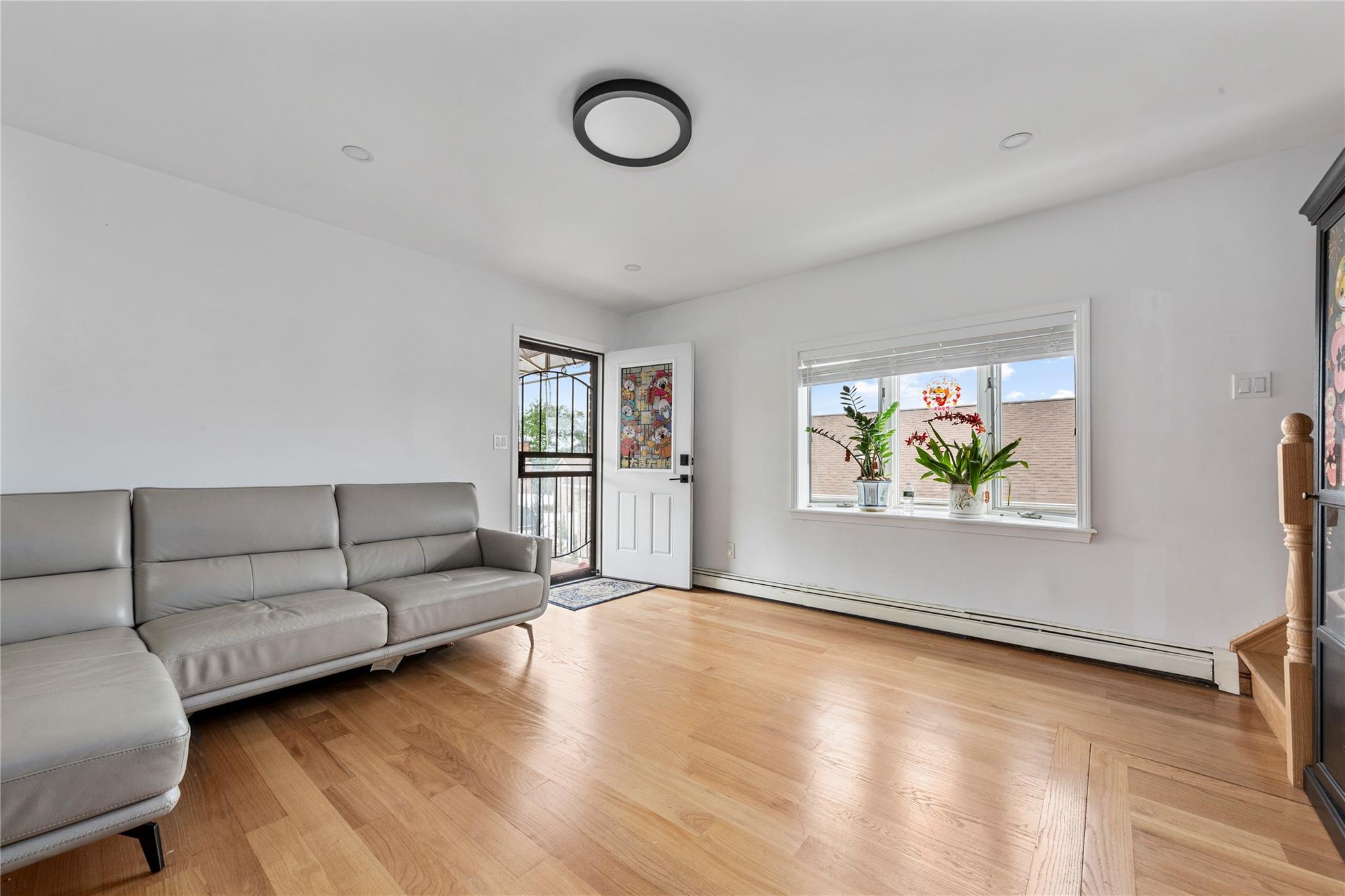 Single Family 151st Queens, NY 11357, MLS-873335-21