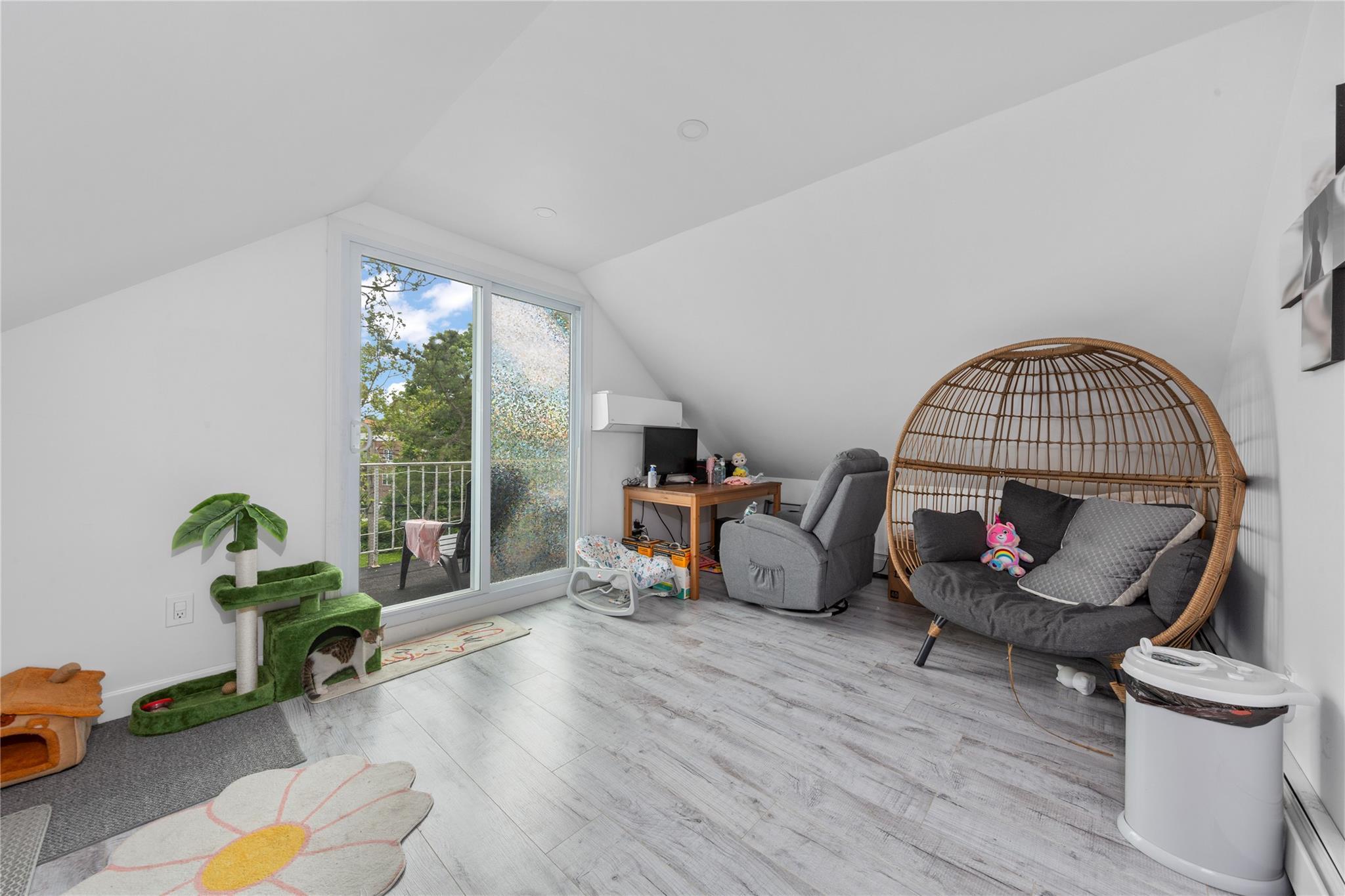 Single Family 151st Queens, NY 11357, MLS-873335-33