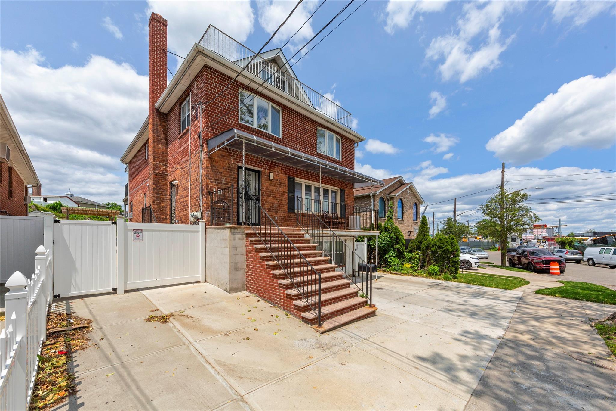 Single Family 151st Queens, NY 11357, MLS-873335-38