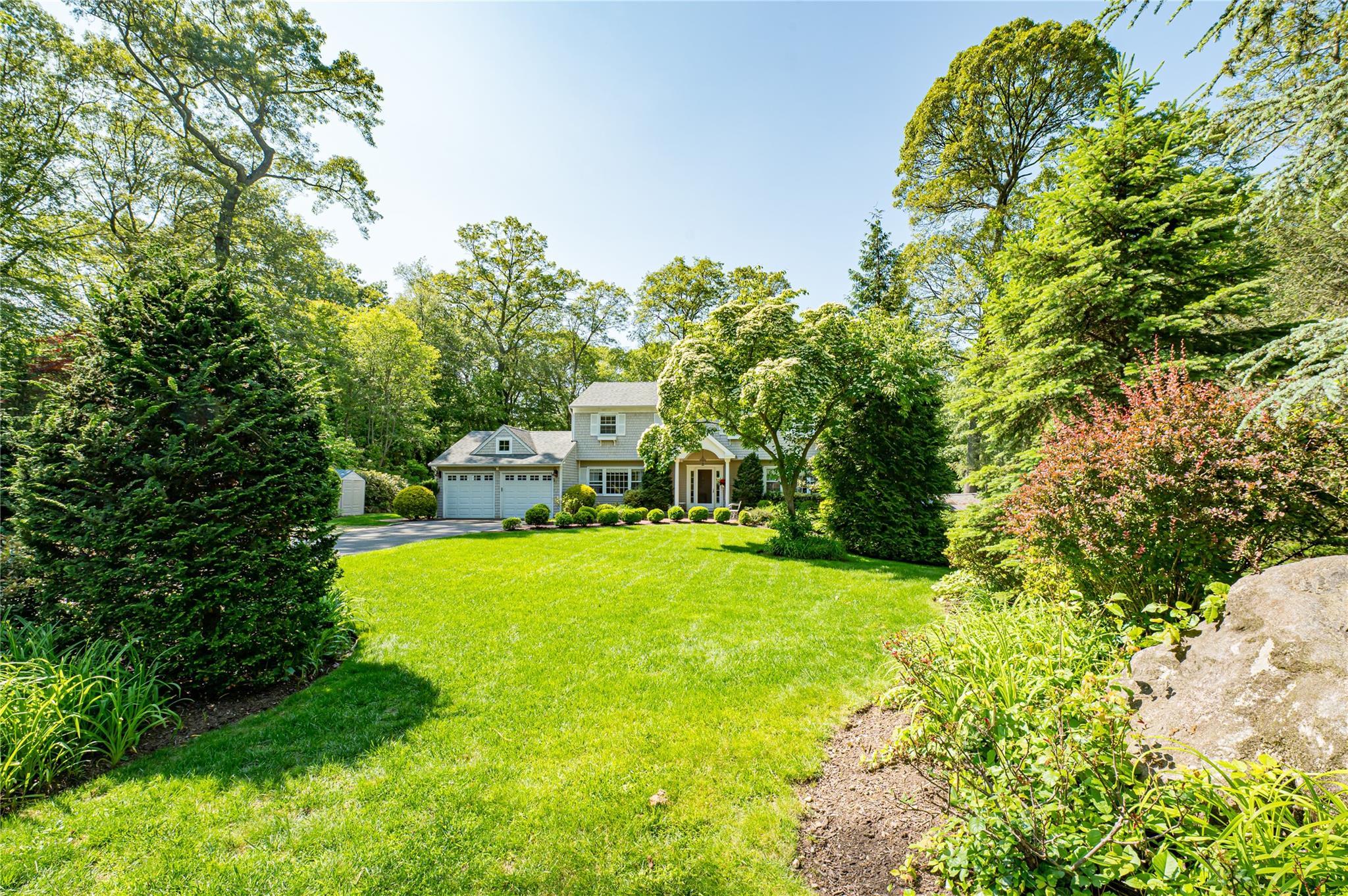 Single Family Edcris  Suffolk County, NY 11743, MLS-873352-10