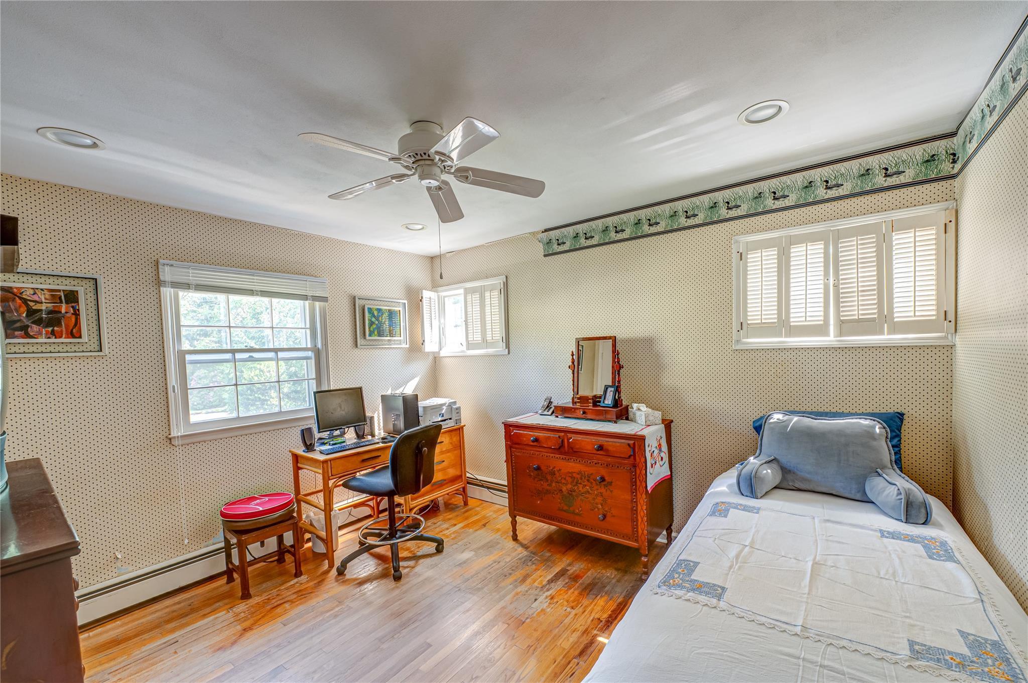 Single Family Edcris  Suffolk County, NY 11743, MLS-873352-29