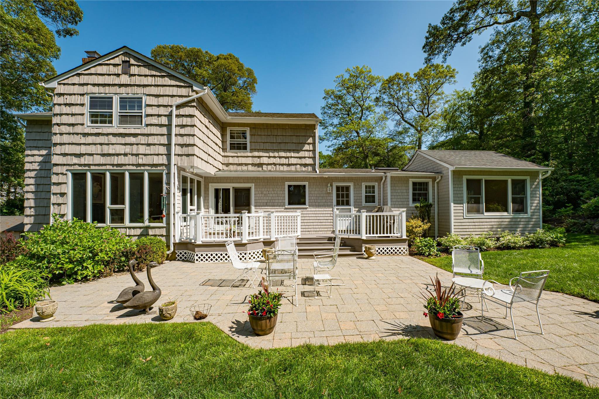 Single Family Edcris  Suffolk County, NY 11743, MLS-873352-3