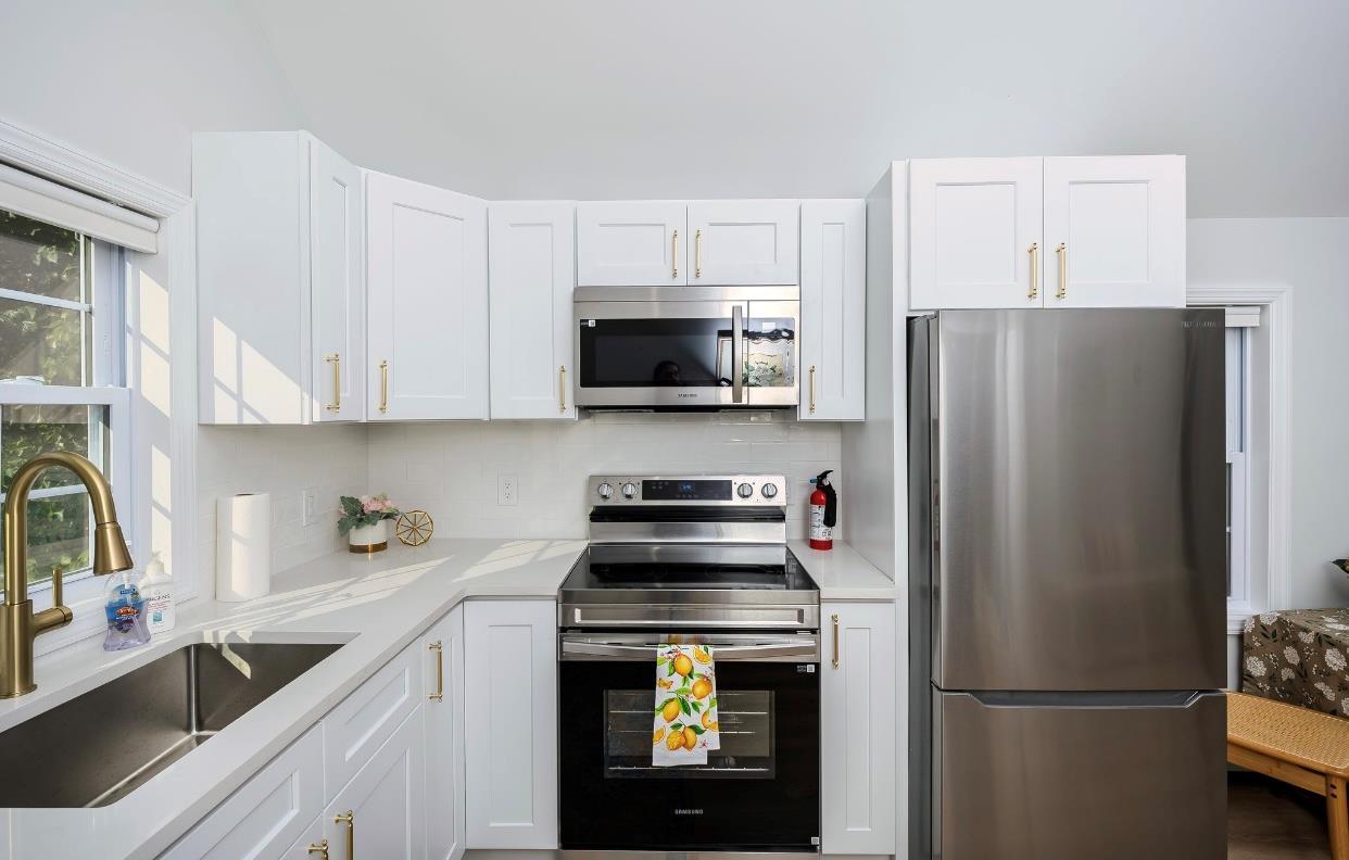 Single Family Clubhouse  Suffolk County, NY 11778, MLS-873388-10