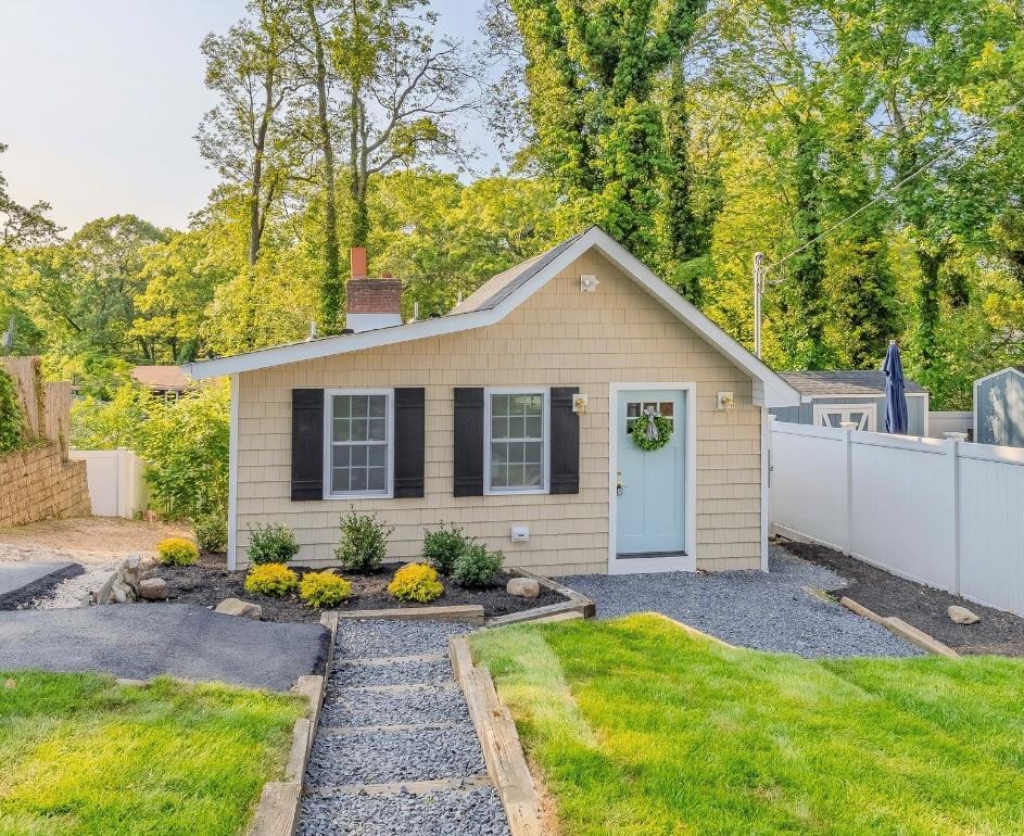 Single Family Clubhouse  Suffolk County, NY 11778, MLS-873388-2