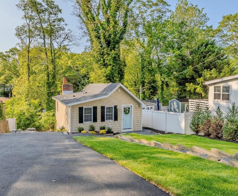 Single Family Clubhouse  Suffolk County, NY 11778, MLS-873388-3