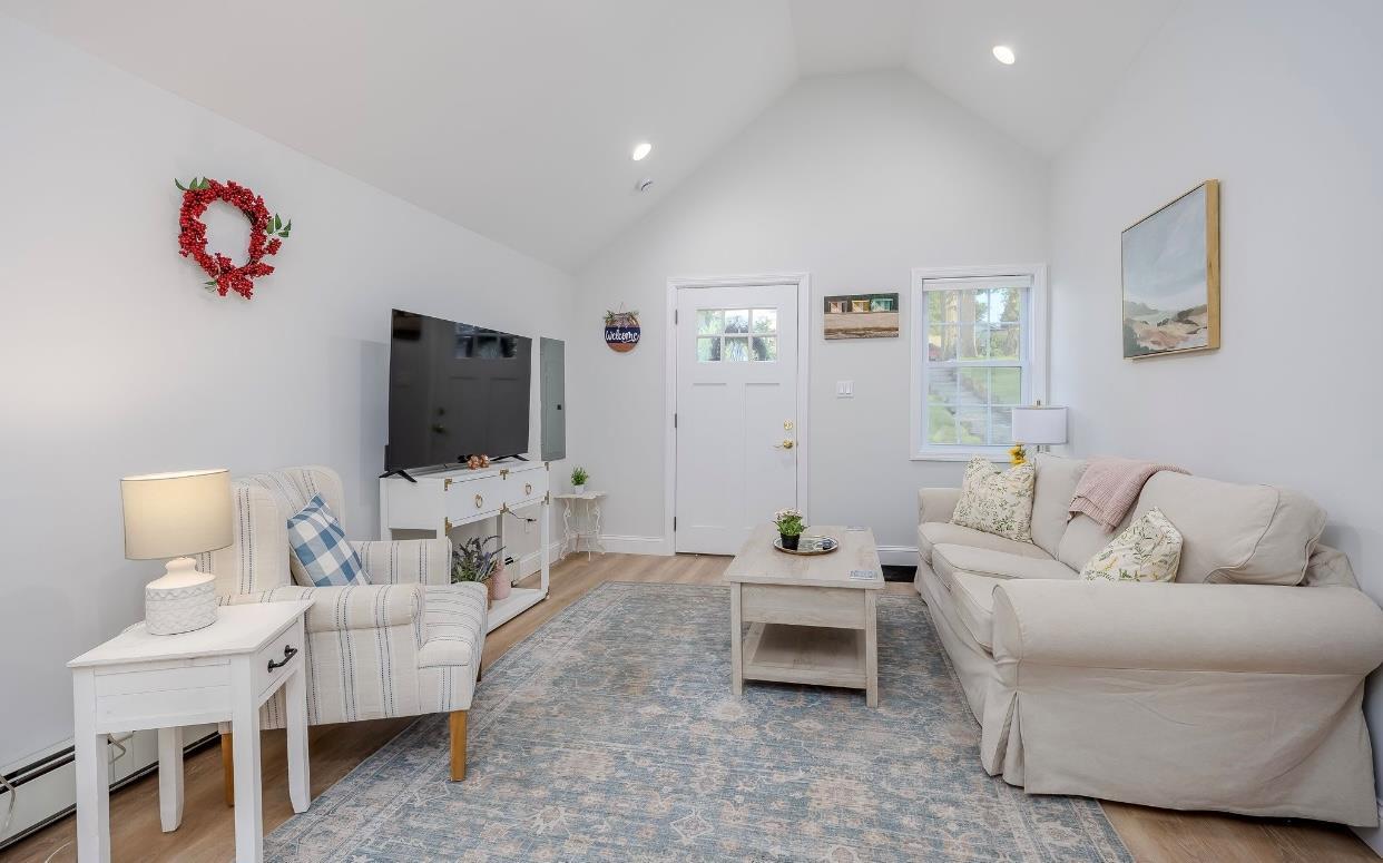 Single Family Clubhouse  Suffolk County, NY 11778, MLS-873388-6