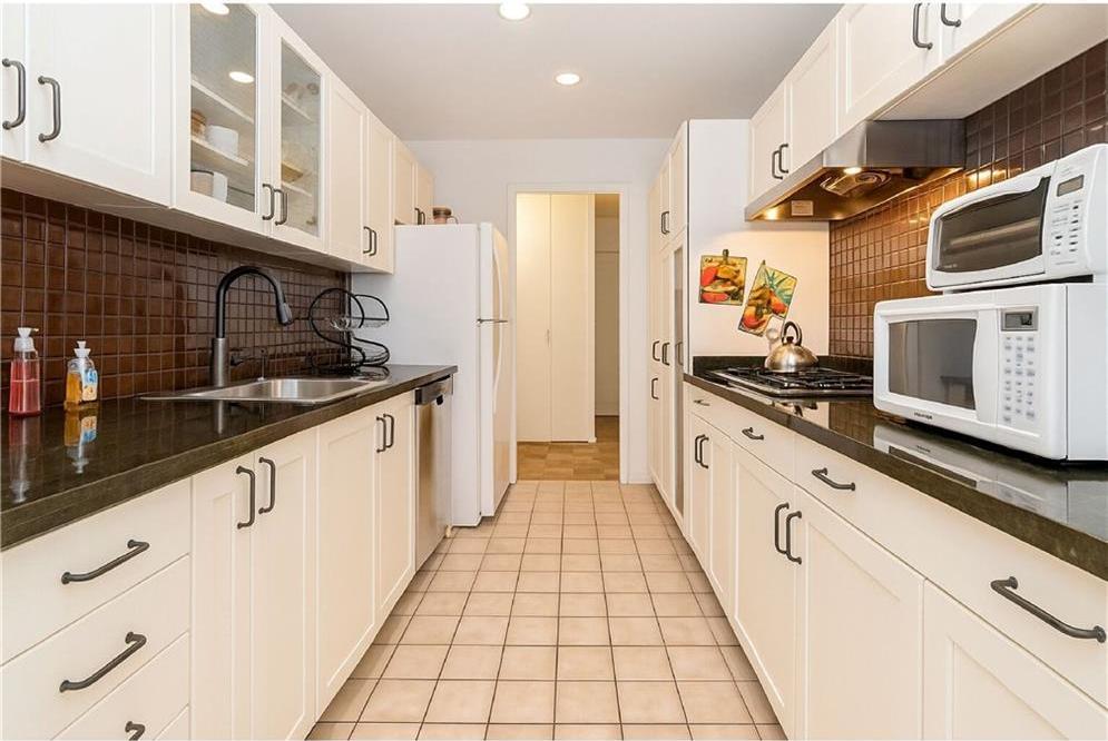 Coop Brighton 1st  Brooklyn, NY 11235, MLS-873398-7