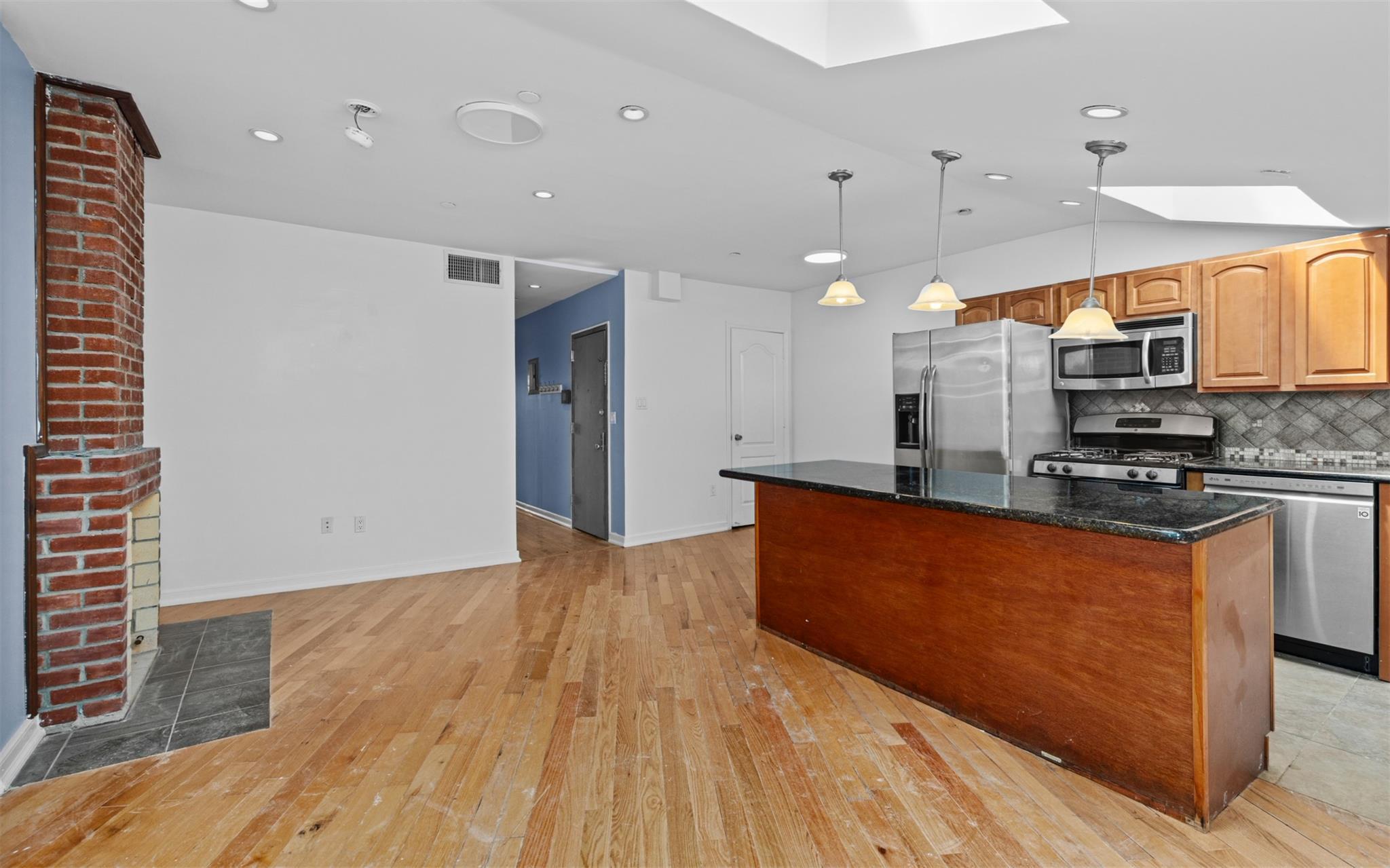 Single Family Madison  Brooklyn, NY 11221, MLS-873436-31