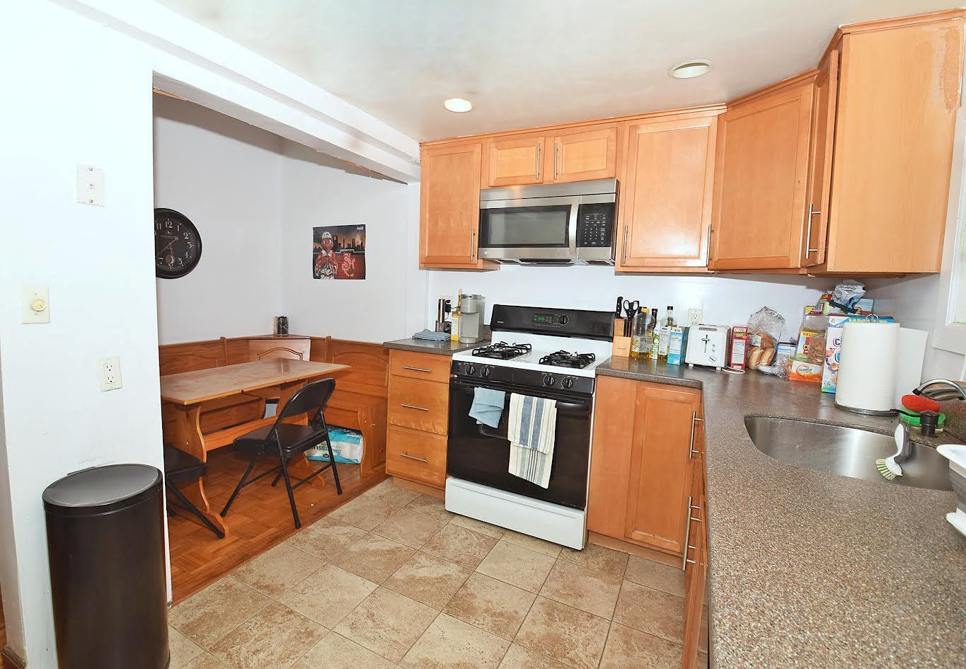 Single Family 164th  Queens, NY 11432, MLS-873440-25