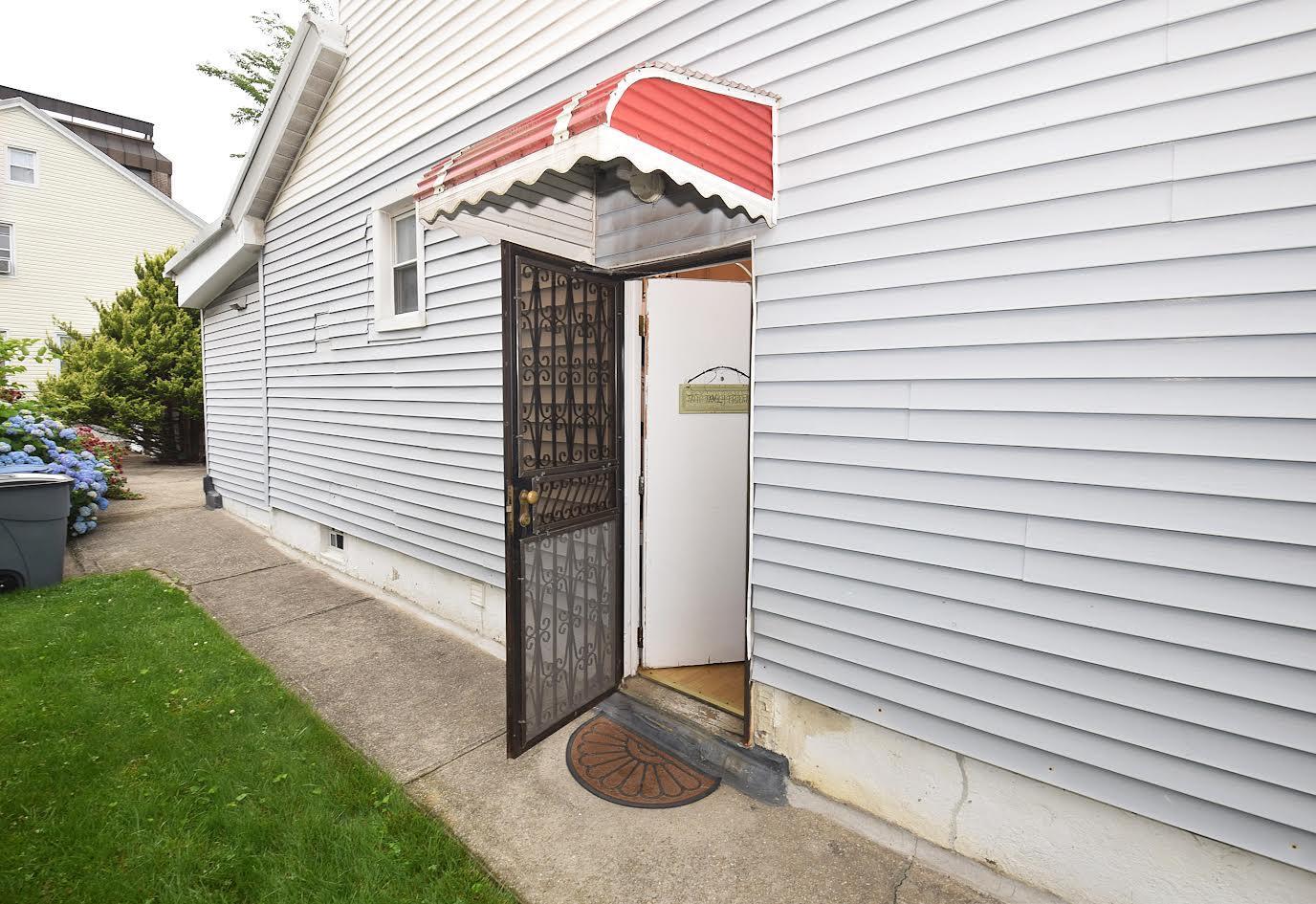 Single Family 164th  Queens, NY 11432, MLS-873440-31