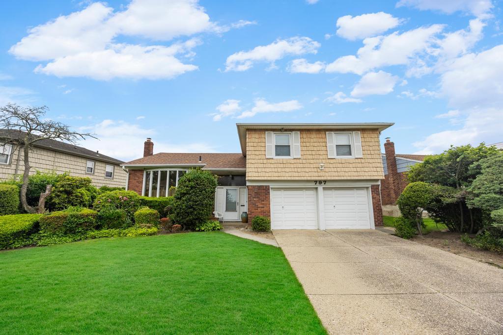 Single Family Caldwell  Nassau County, NY 11581, MLS-873445-5
