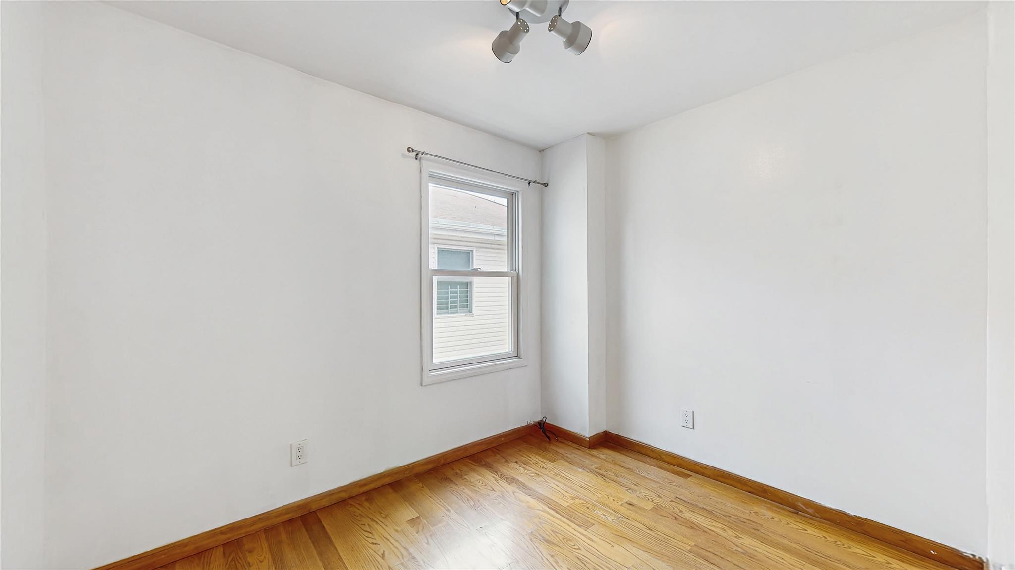 Single Family Elkmont  Queens, NY 11426, MLS-873448-26