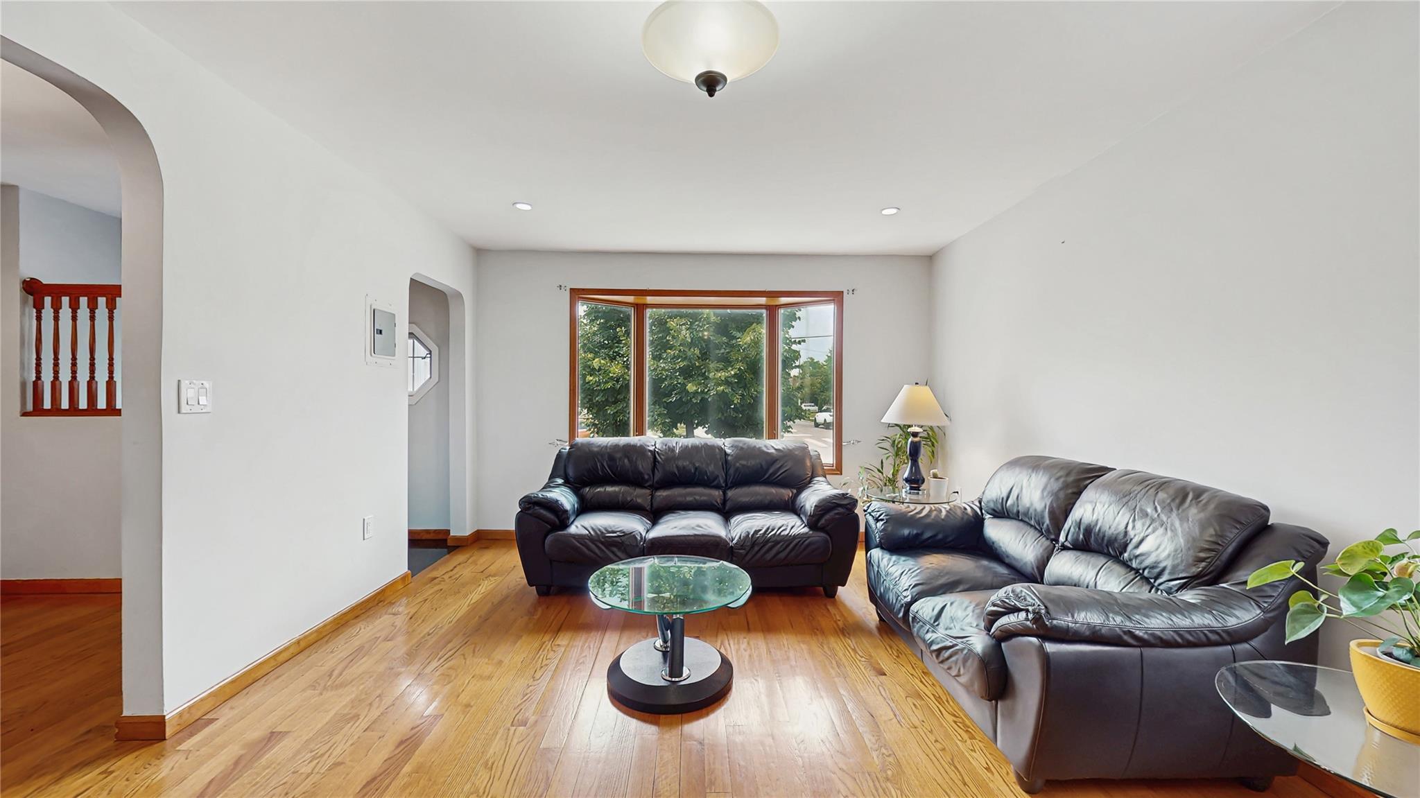 Single Family Elkmont  Queens, NY 11426, MLS-873448-3