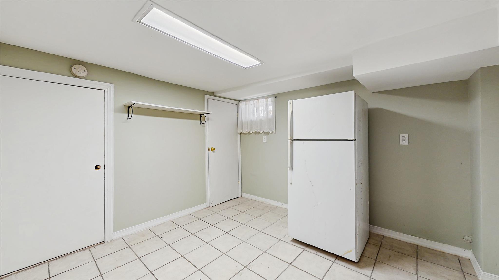 Single Family Elkmont  Queens, NY 11426, MLS-873448-34