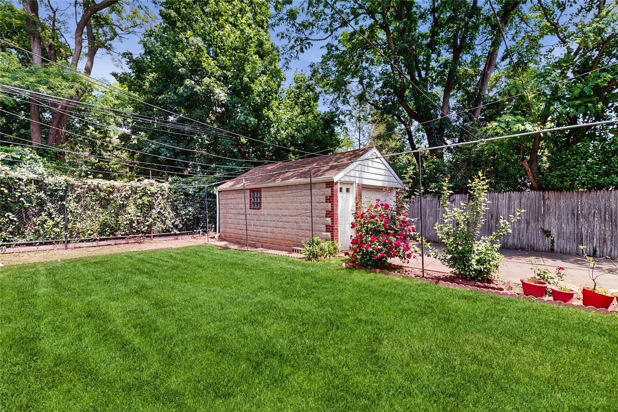 Single Family Elkmont  Queens, NY 11426, MLS-873448-36