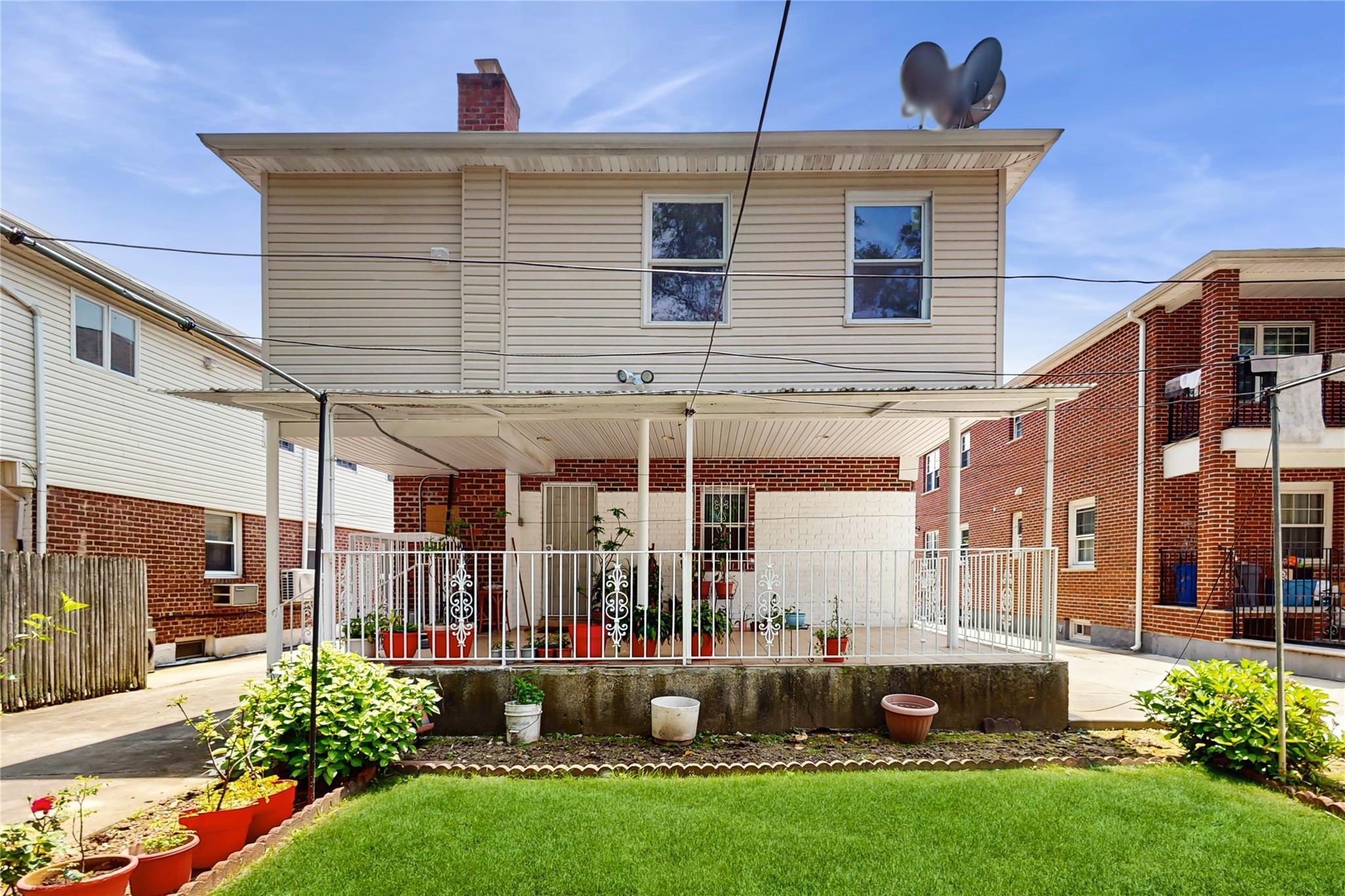 Single Family Elkmont  Queens, NY 11426, MLS-873448-38