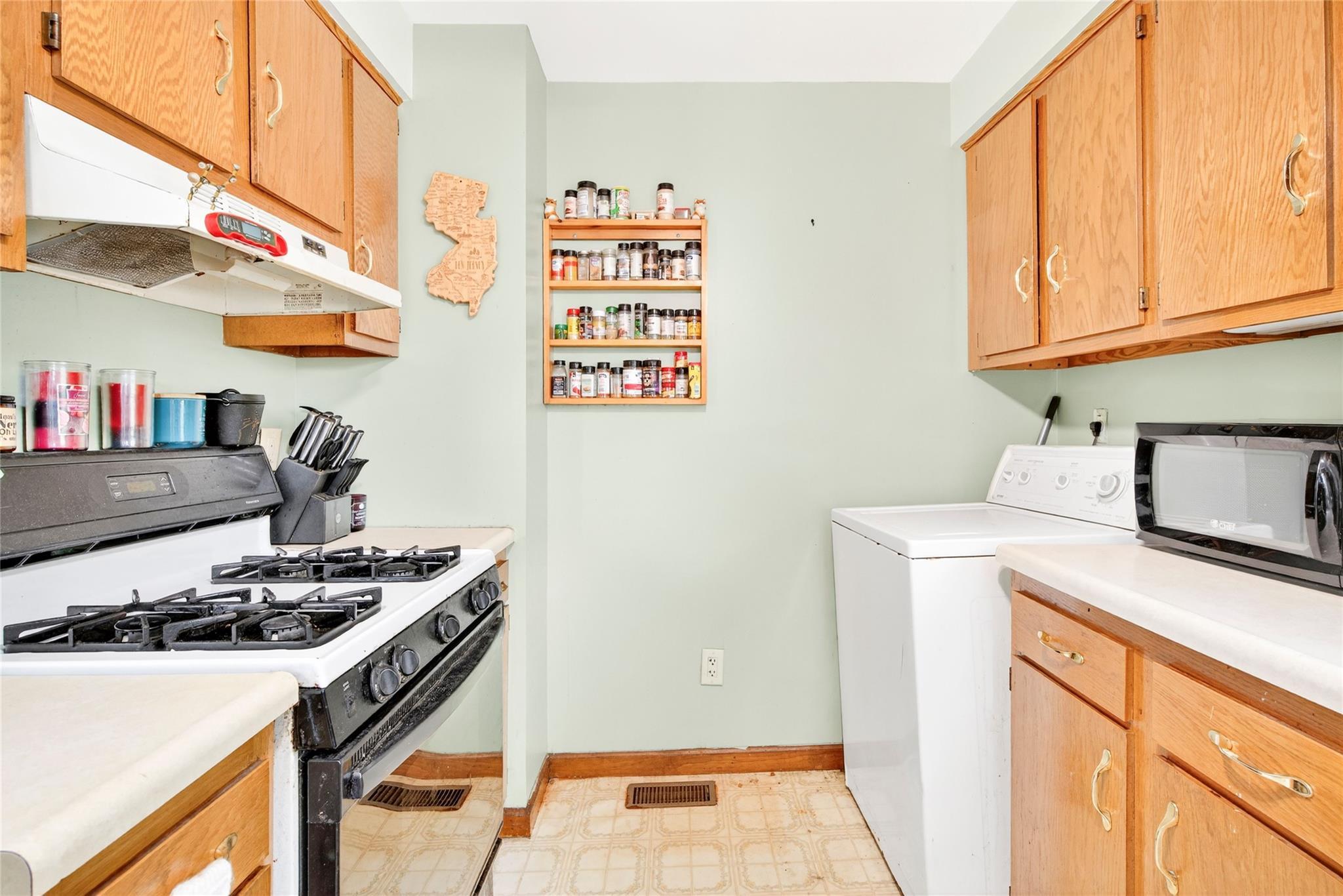 Single Family Front  Orange County, NY 12771, MLS-873454-16