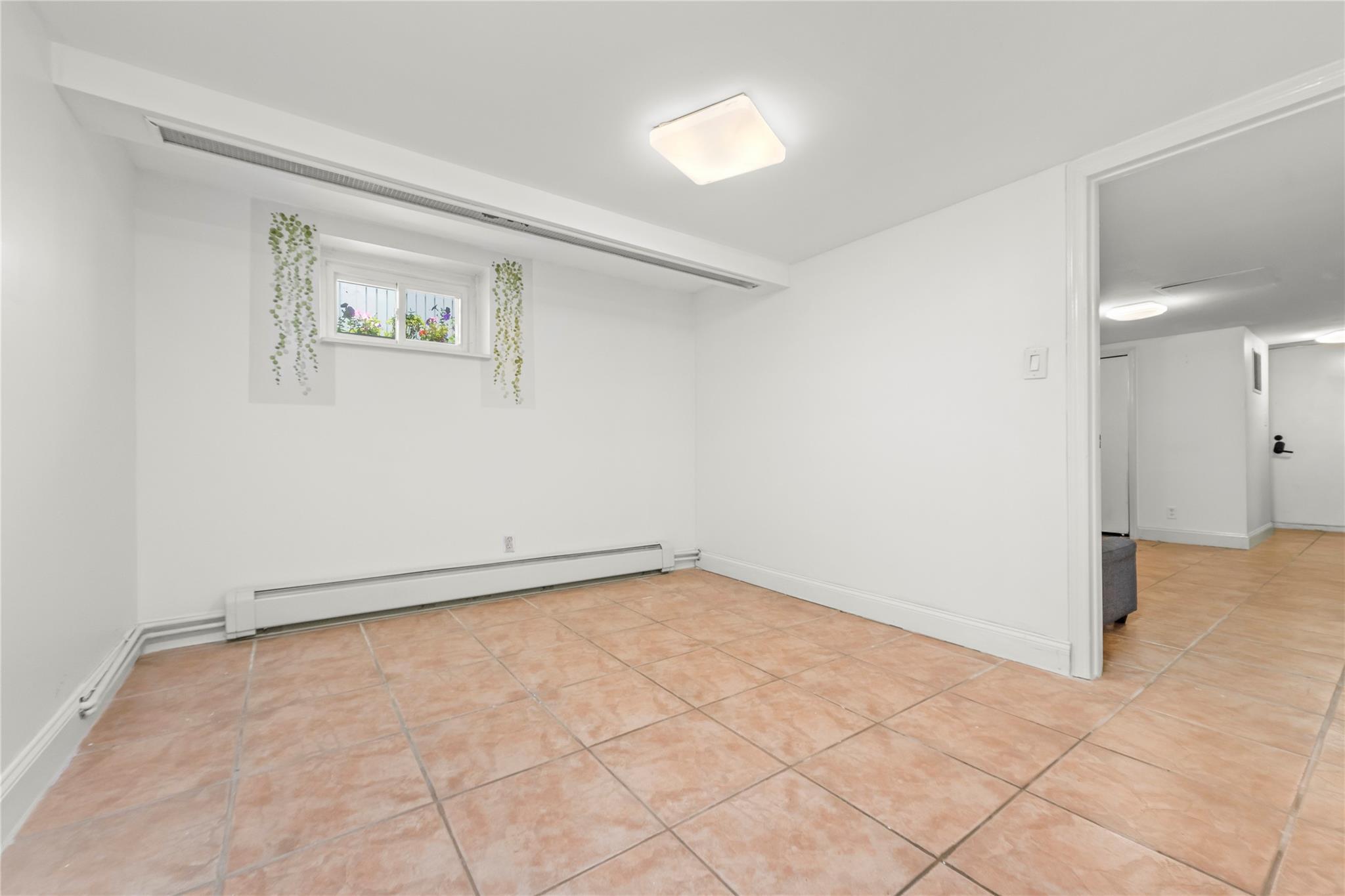 Single Family 73rd  Queens, NY 11370, MLS-873456-14