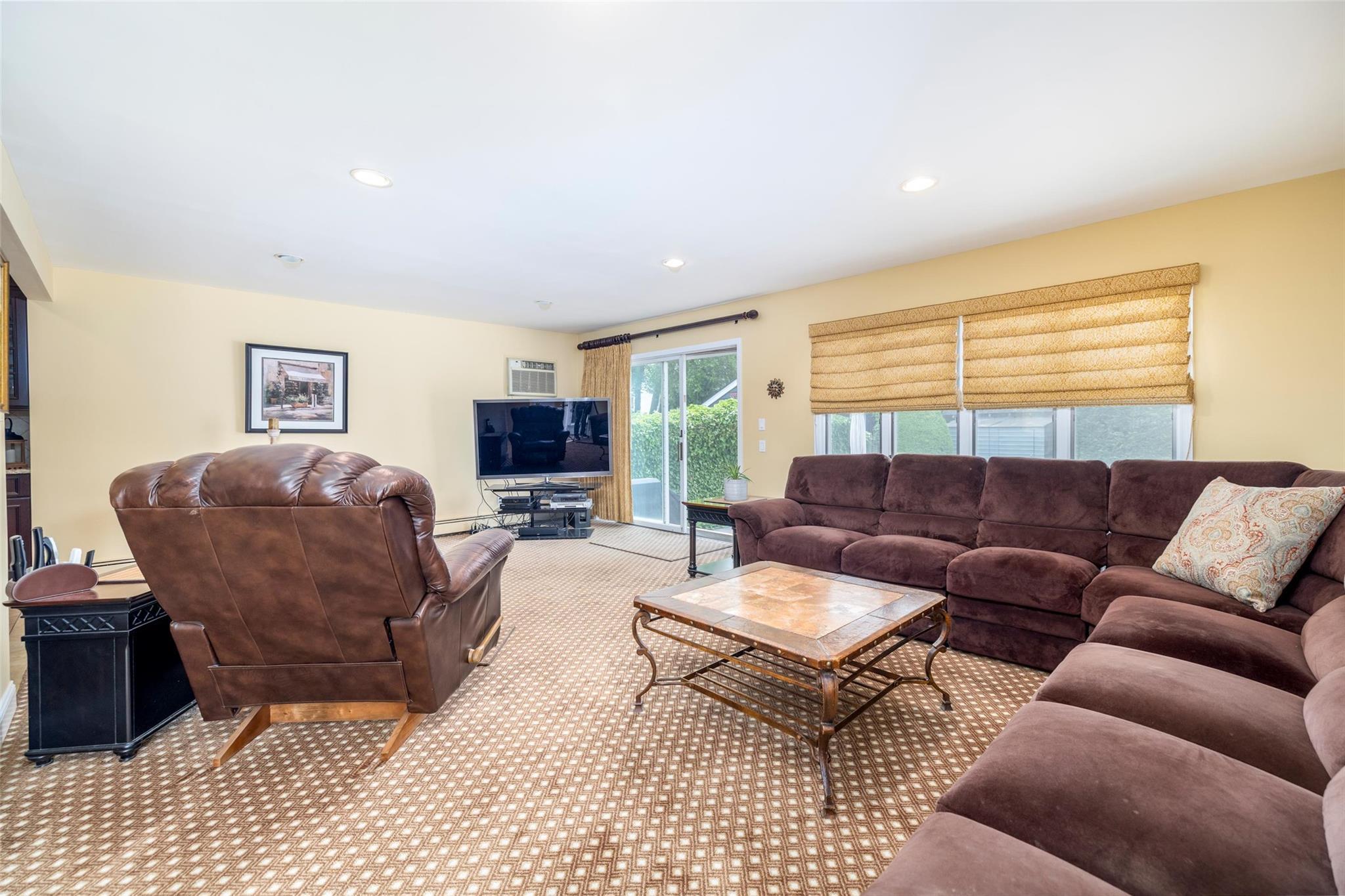 Single Family Hamilton  Nassau County, NY 11570, MLS-873493-12