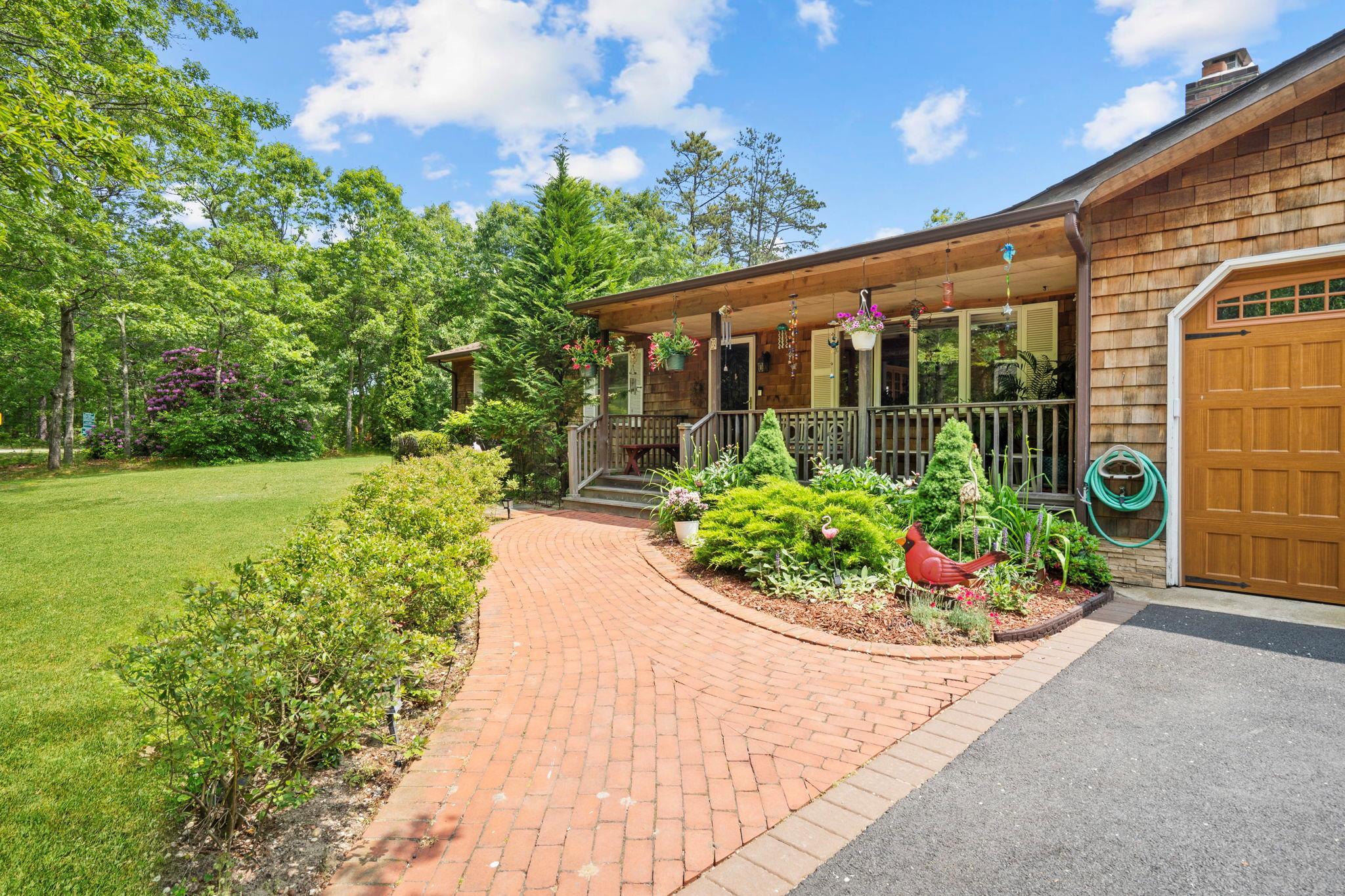 Single Family Jackson  Suffolk County, NY 11946, MLS-873496-2