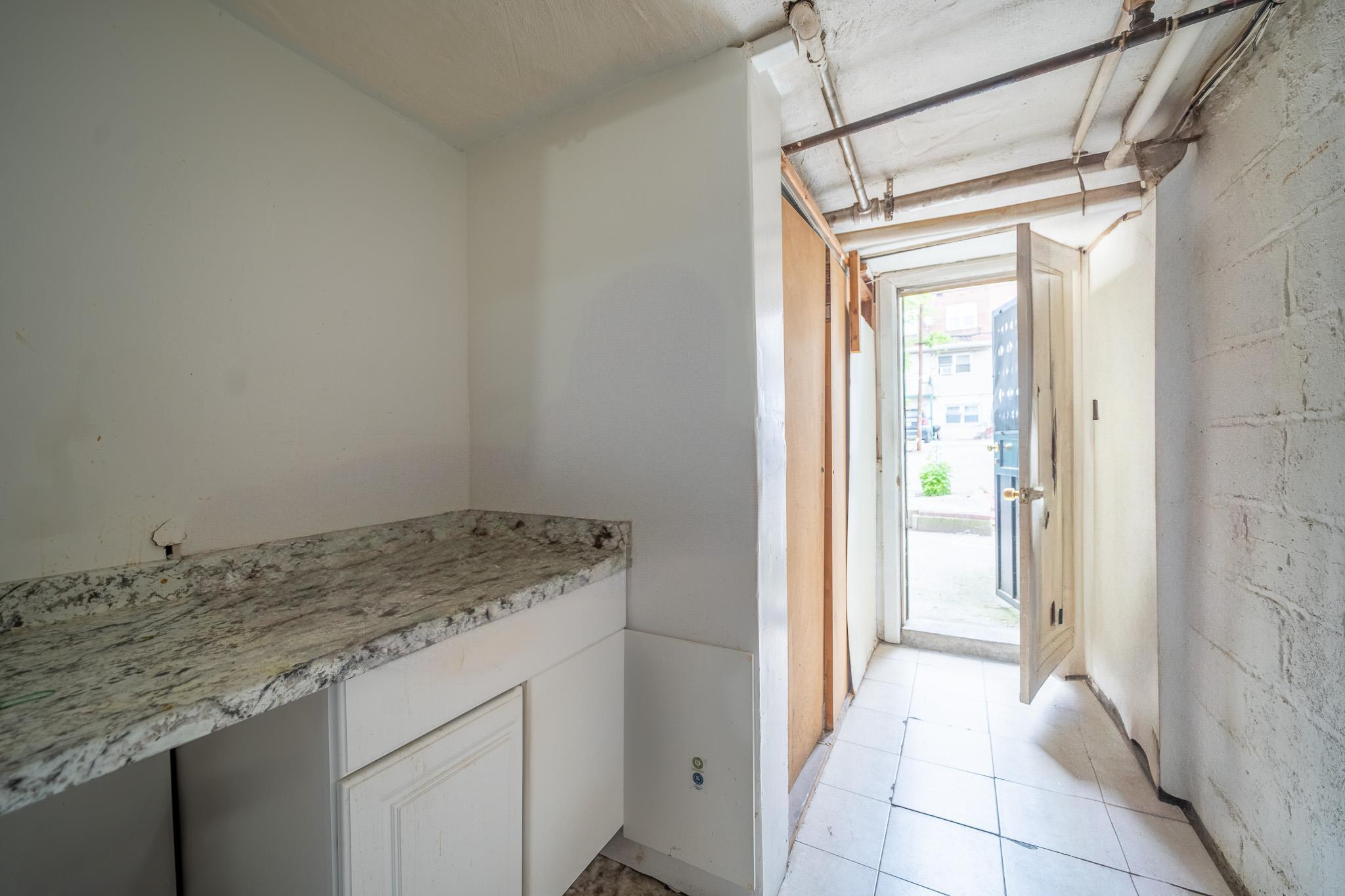 Single Family 76th  Queens, NY 11370, MLS-873505-24