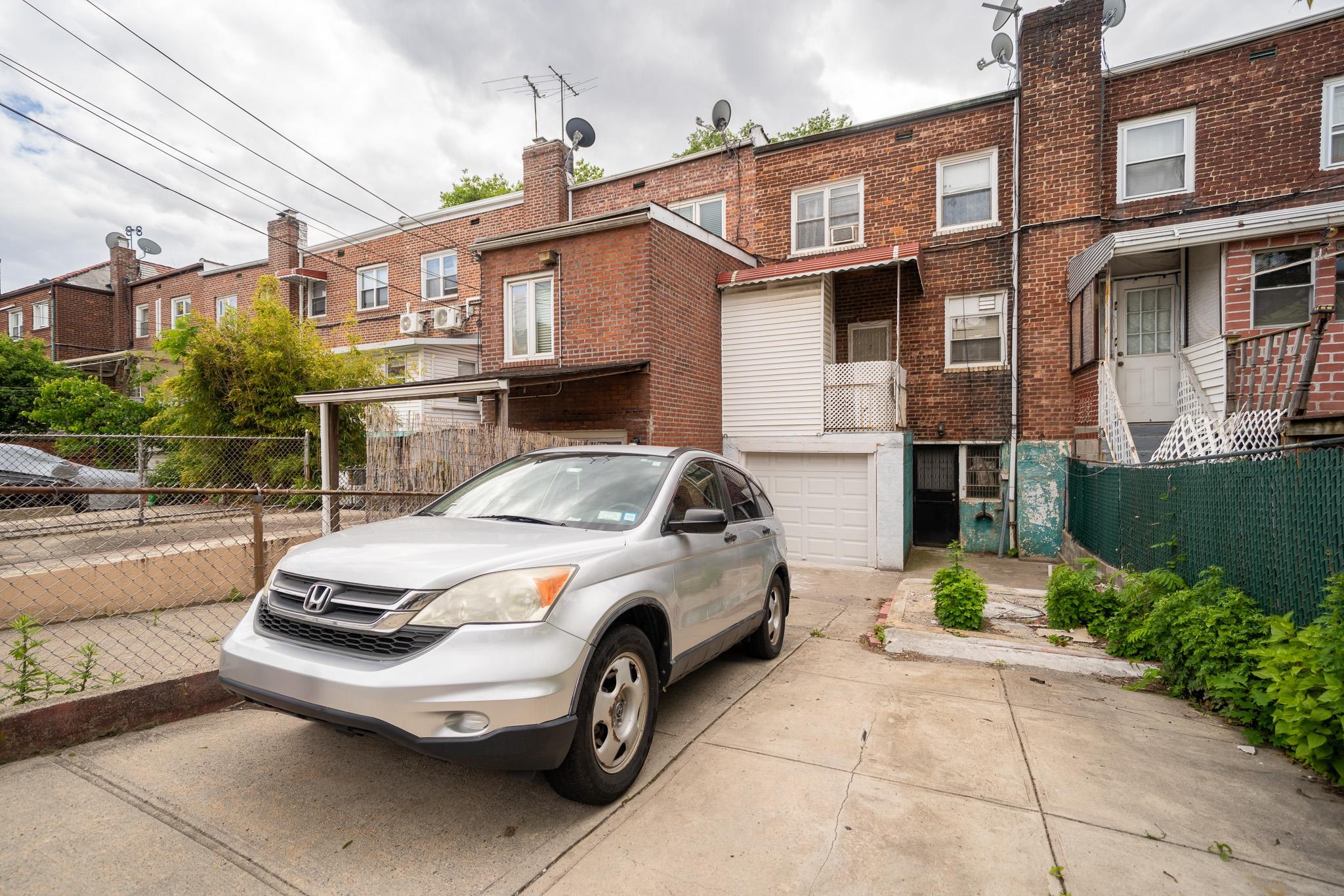 Single Family 76th  Queens, NY 11370, MLS-873505-28
