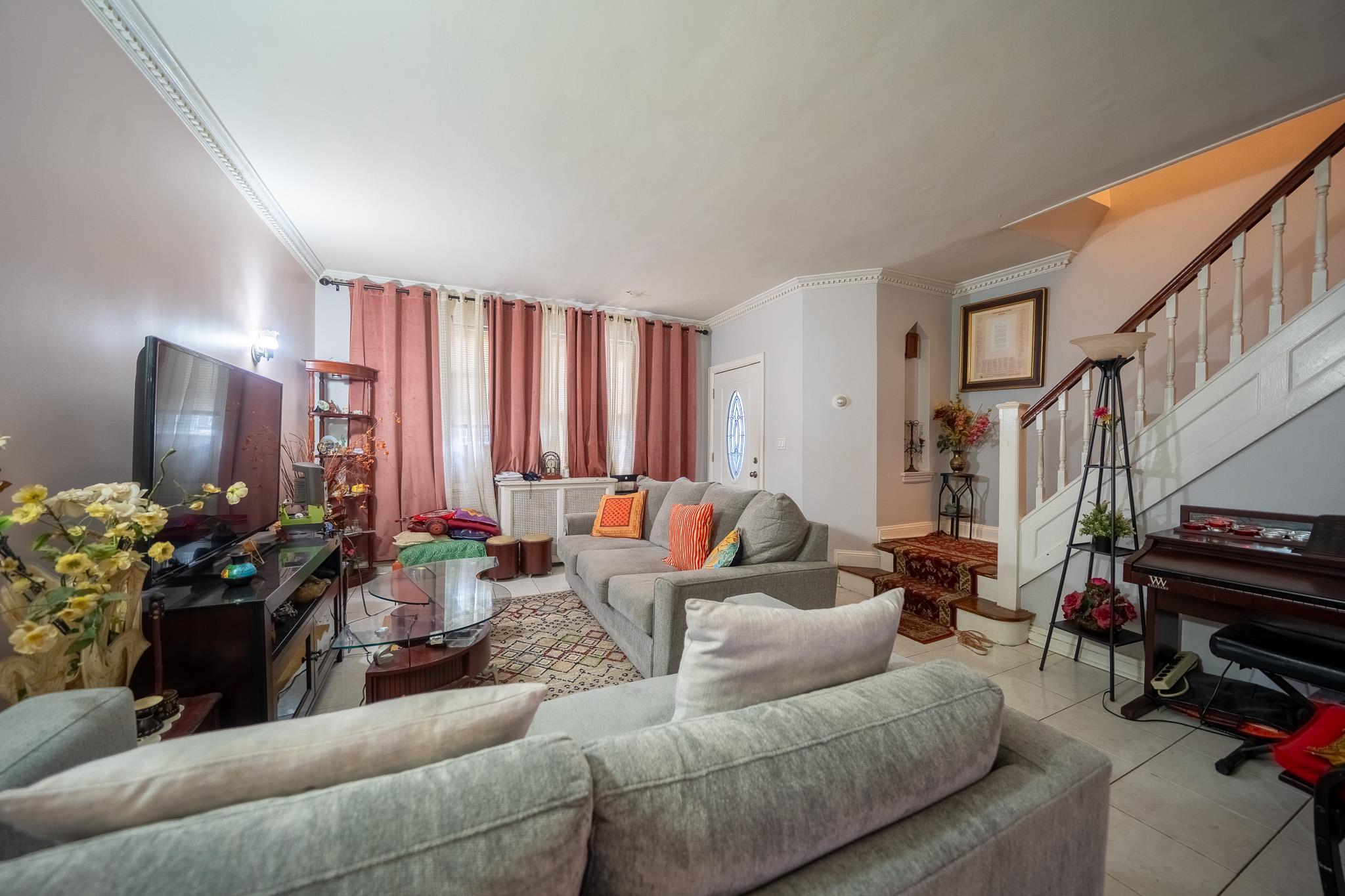 Single Family 76th  Queens, NY 11370, MLS-873505-5